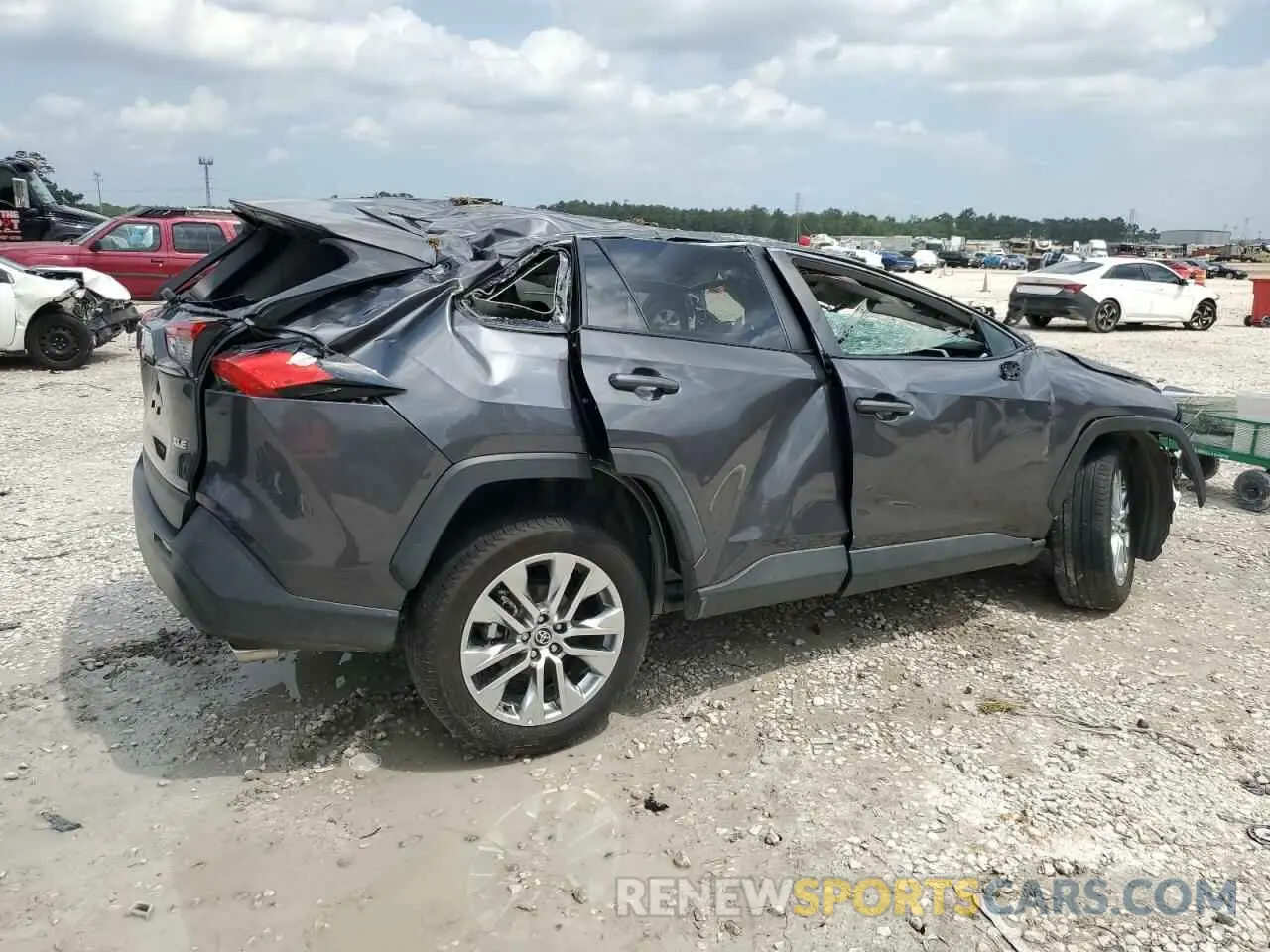 3 Photograph of a damaged car 2T3C1RFV6RW331322 TOYOTA RAV4 2024