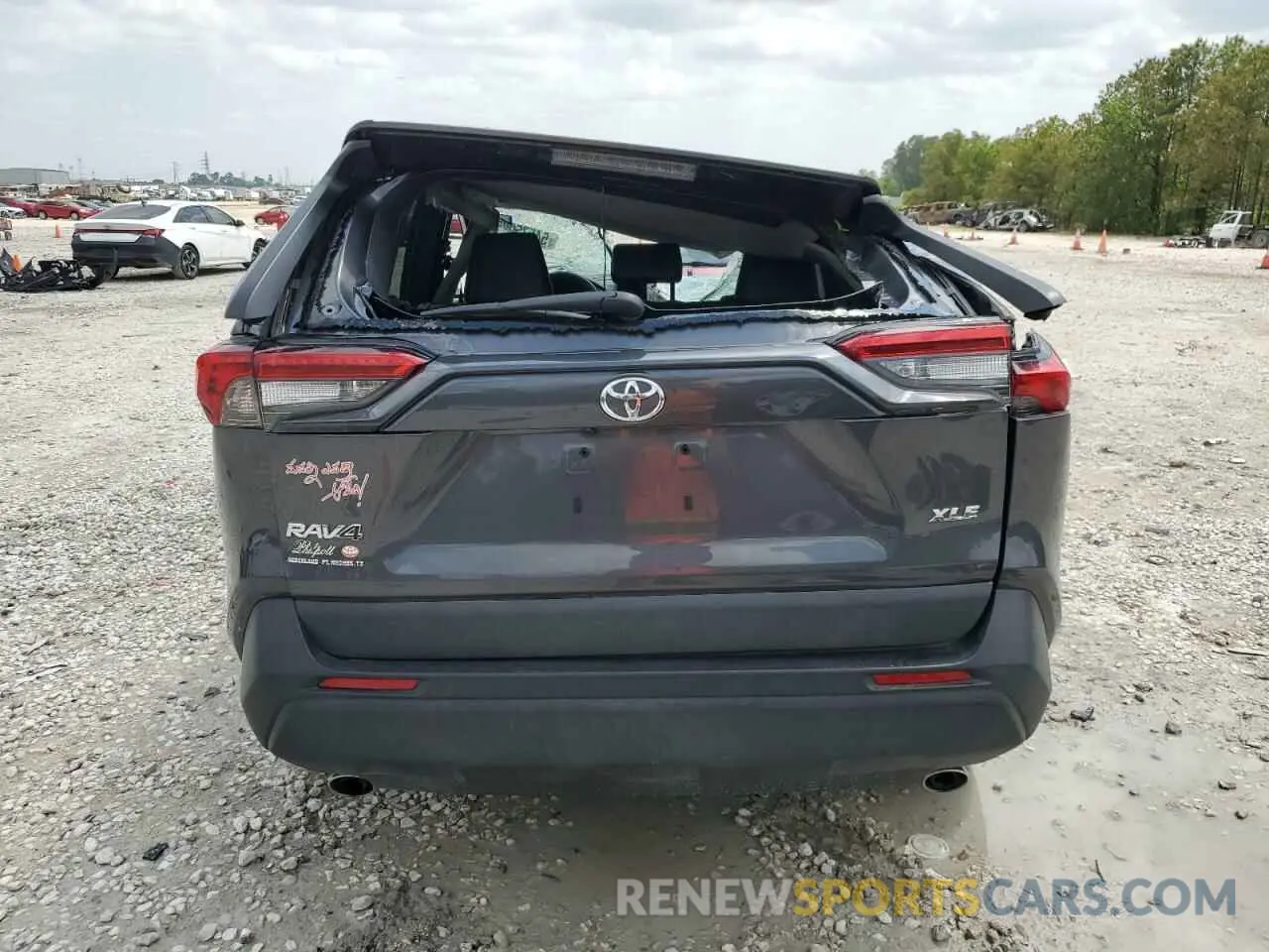 6 Photograph of a damaged car 2T3C1RFV6RW331322 TOYOTA RAV4 2024