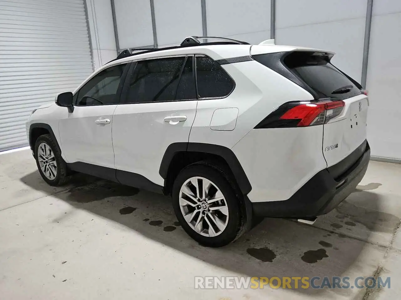 2 Photograph of a damaged car 2T3C1RFV6RW346533 TOYOTA RAV4 2024
