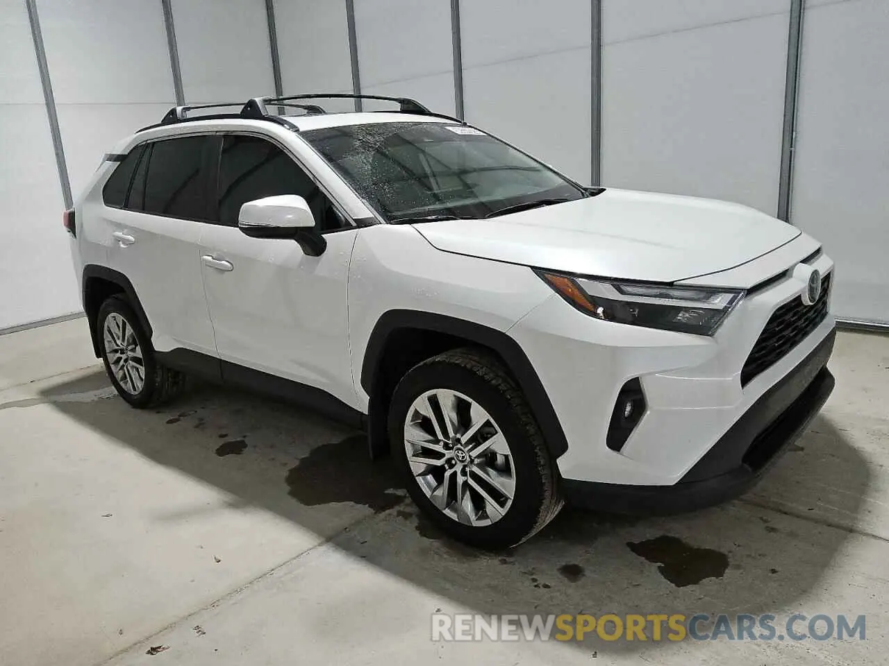 4 Photograph of a damaged car 2T3C1RFV6RW346533 TOYOTA RAV4 2024