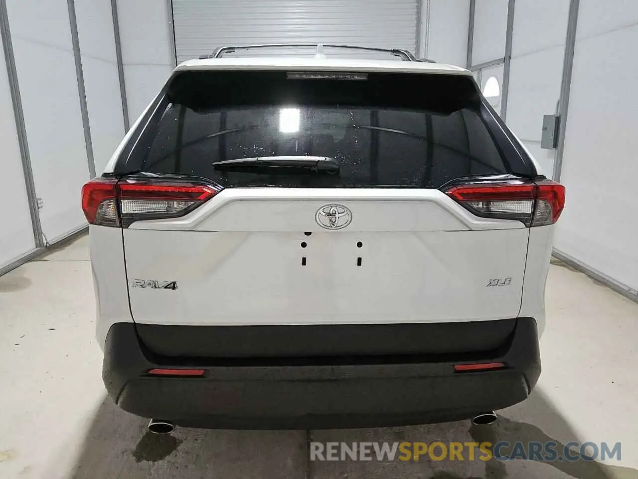 6 Photograph of a damaged car 2T3C1RFV6RW346533 TOYOTA RAV4 2024