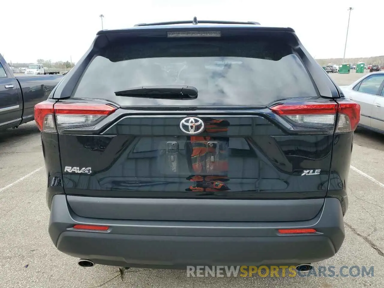 6 Photograph of a damaged car 2T3C1RFV7RW307840 TOYOTA RAV4 2024