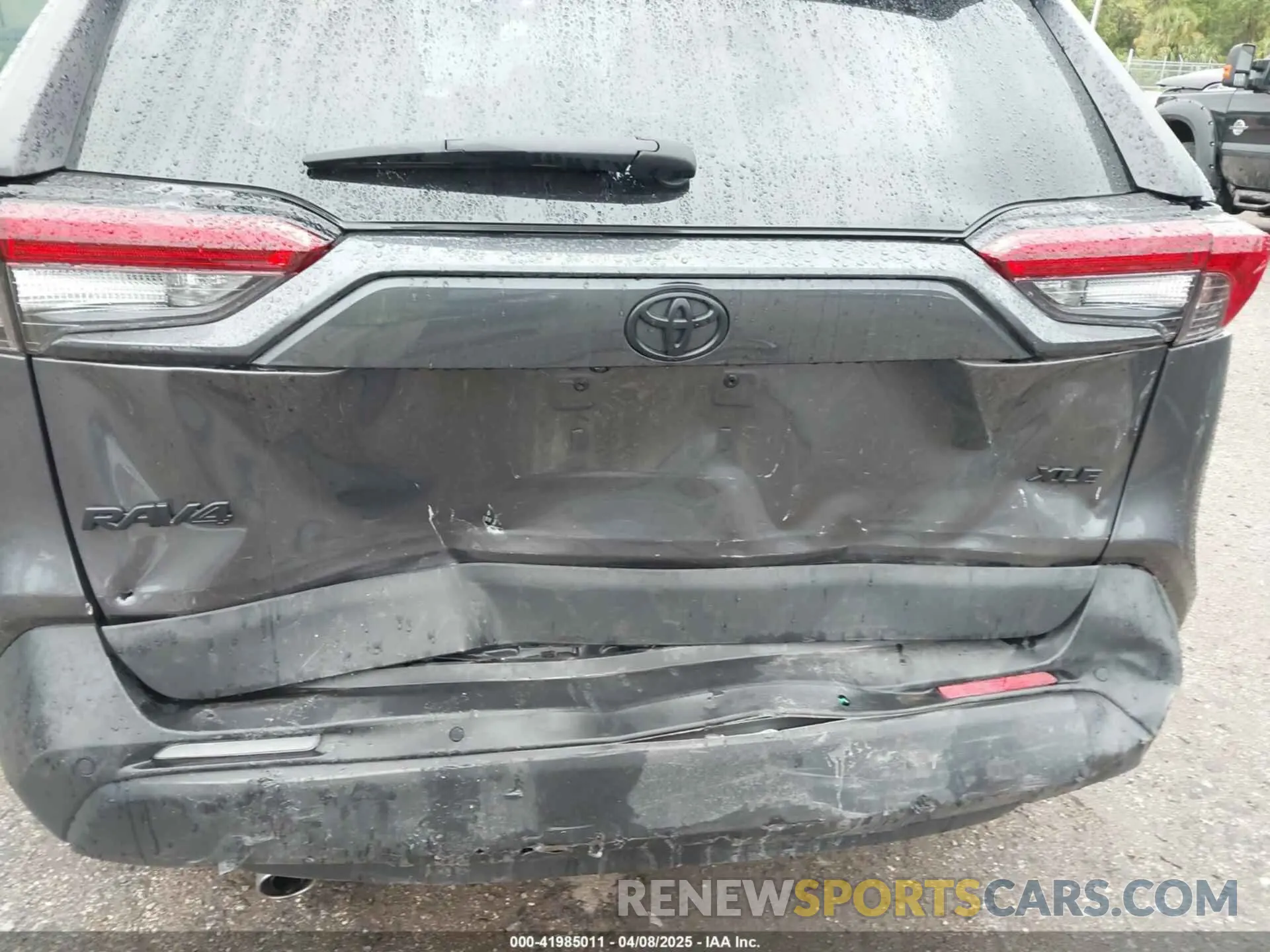 6 Photograph of a damaged car 2T3C1RFV8RC254941 TOYOTA RAV4 2024