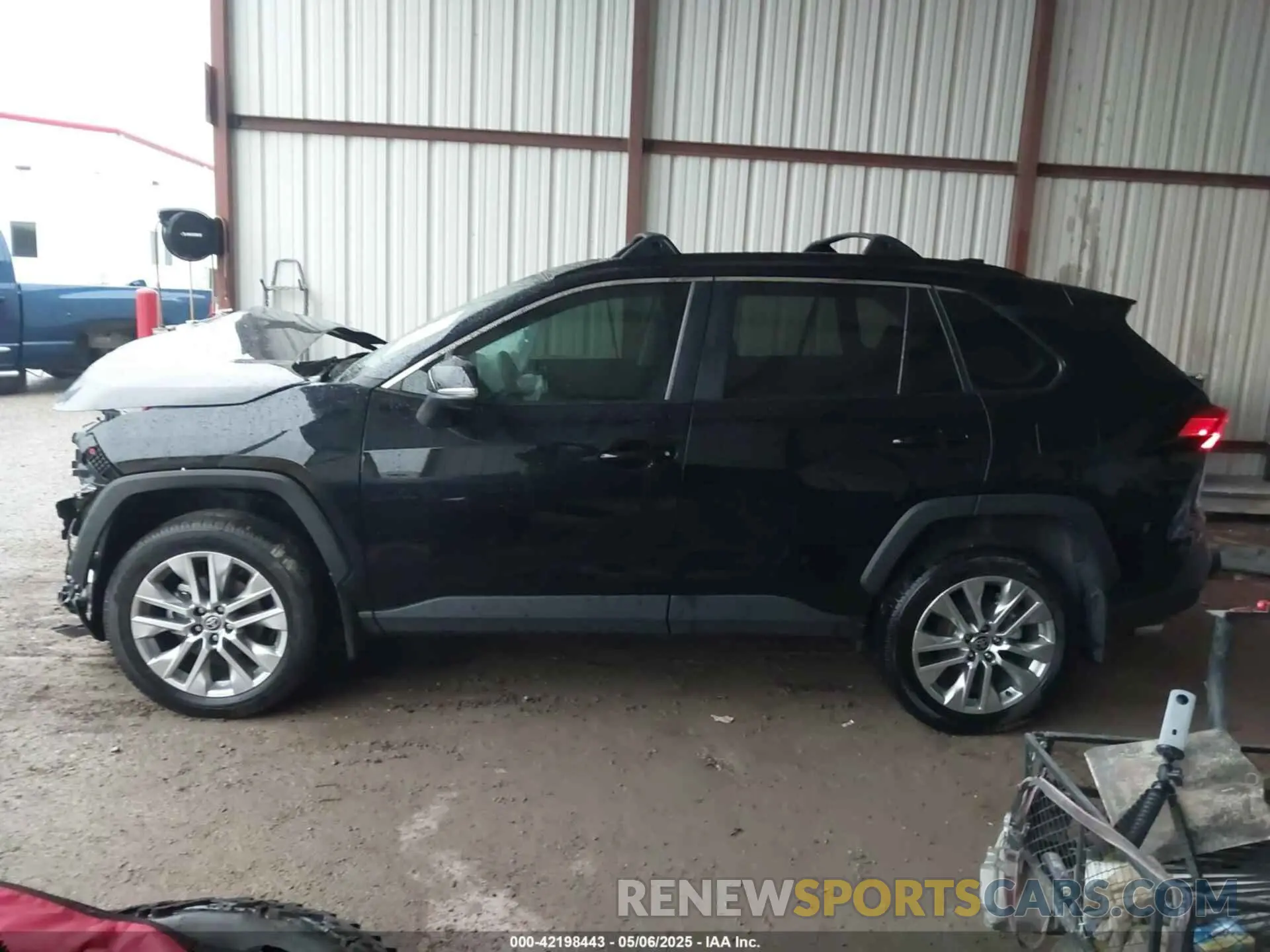 14 Photograph of a damaged car 2T3C1RFV8RW305725 TOYOTA RAV4 2024