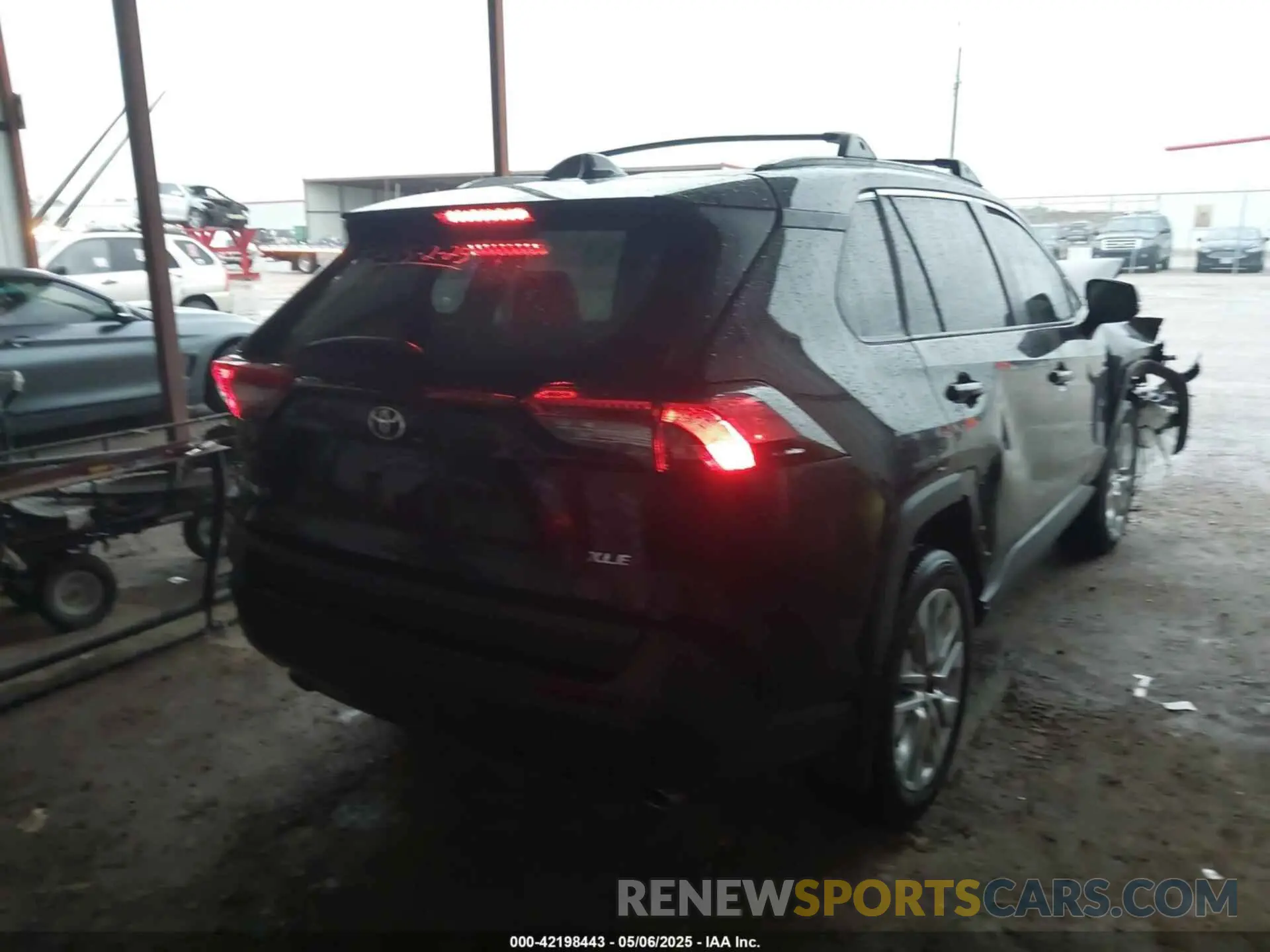 4 Photograph of a damaged car 2T3C1RFV8RW305725 TOYOTA RAV4 2024