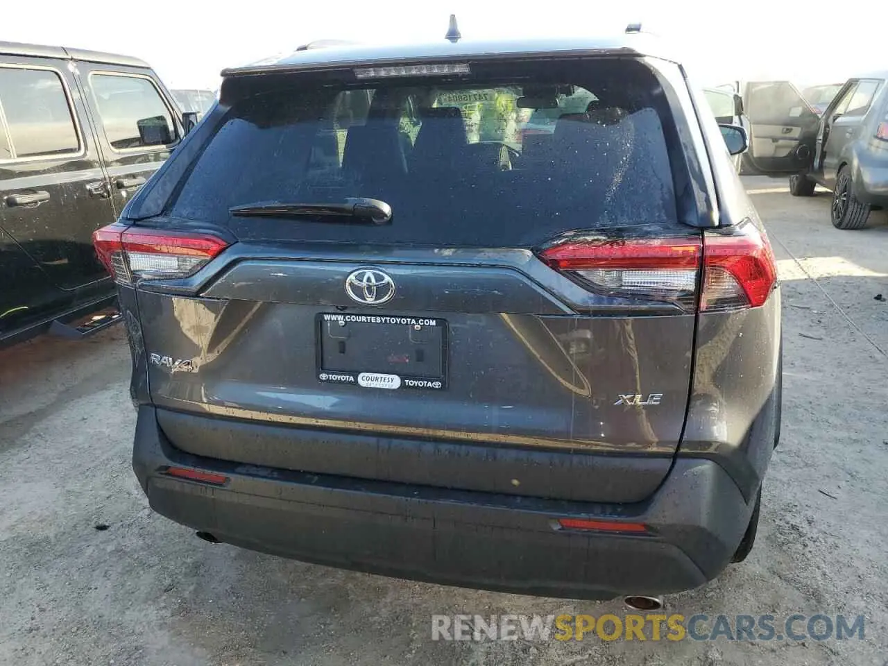 6 Photograph of a damaged car 2T3C1RFV8RW322279 TOYOTA RAV4 2024