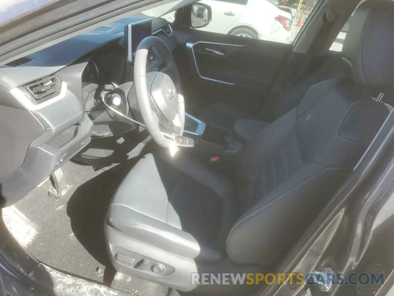 7 Photograph of a damaged car 2T3C1RFV9RC265849 TOYOTA RAV4 2024