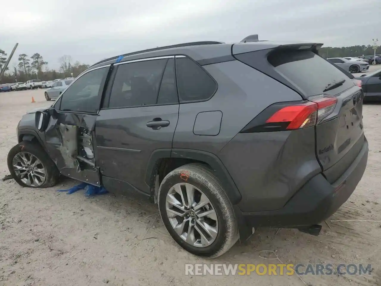 2 Photograph of a damaged car 2T3C1RFV9RC299550 TOYOTA RAV4 2024