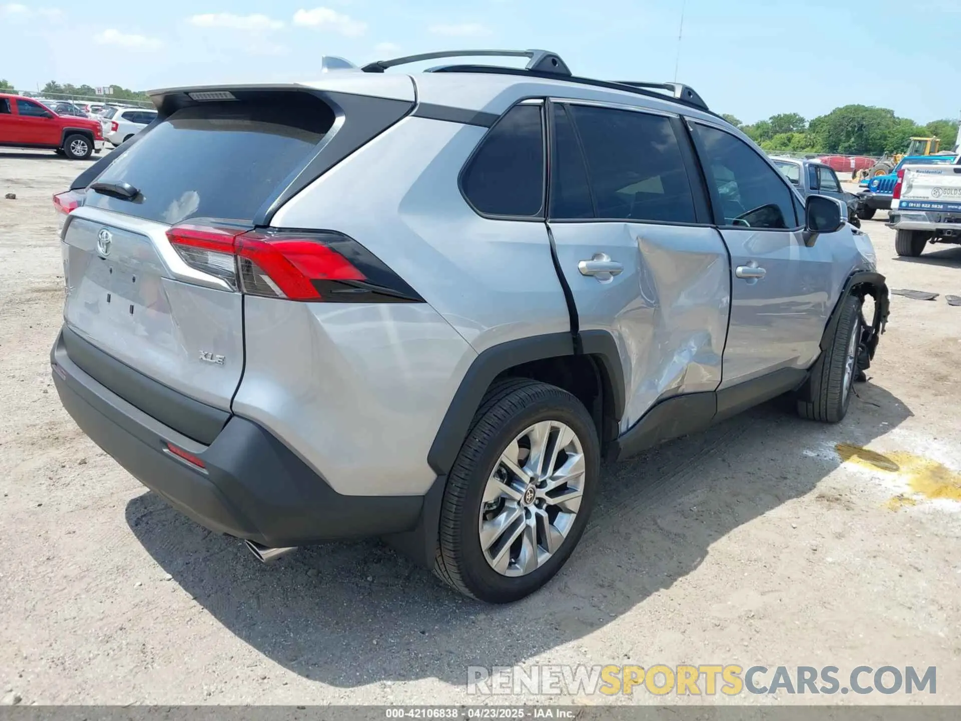 4 Photograph of a damaged car 2T3C1RFVXRC293952 TOYOTA RAV4 2024
