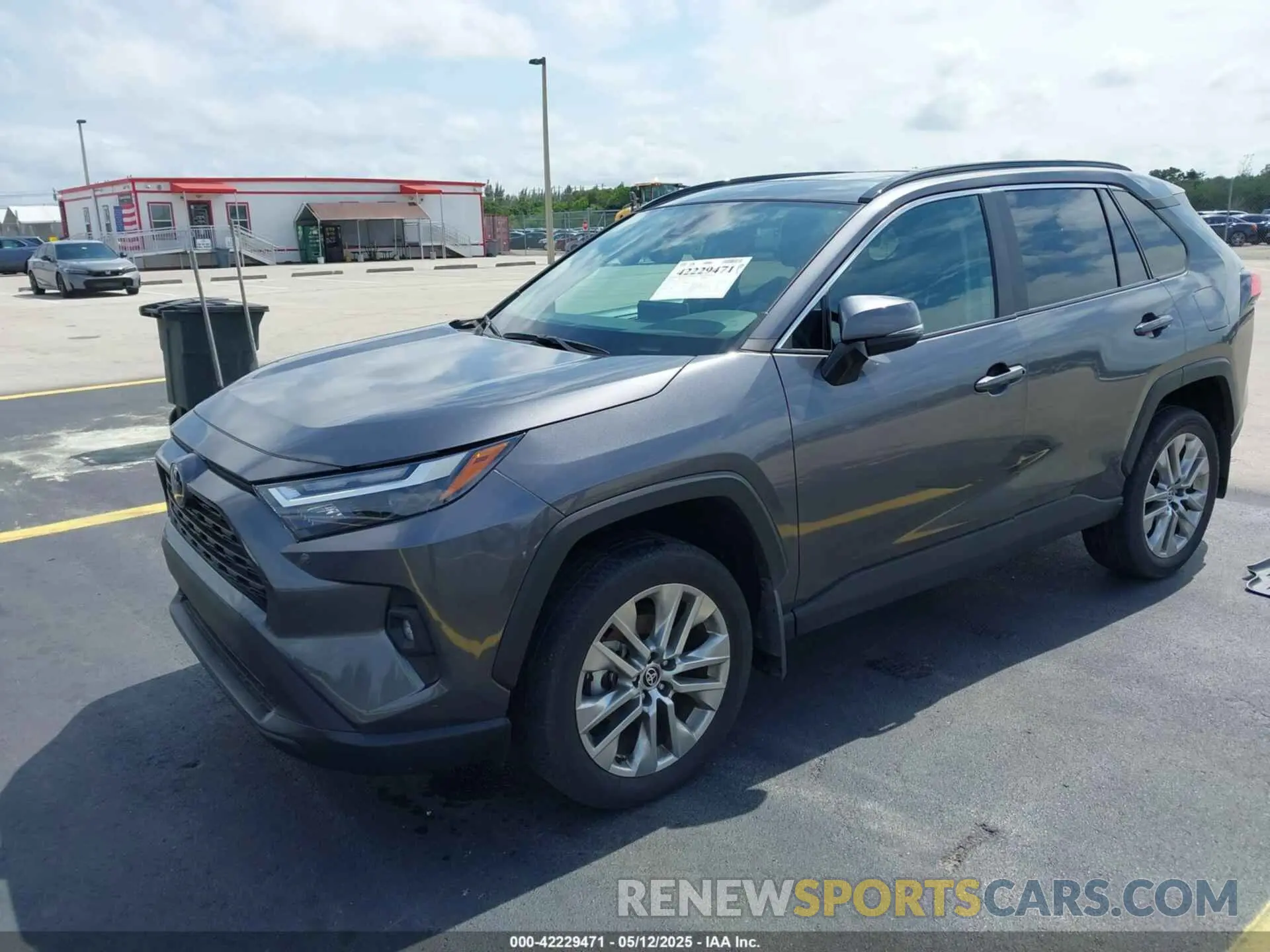 2 Photograph of a damaged car 2T3C1RFVXRC295264 TOYOTA RAV4 2024