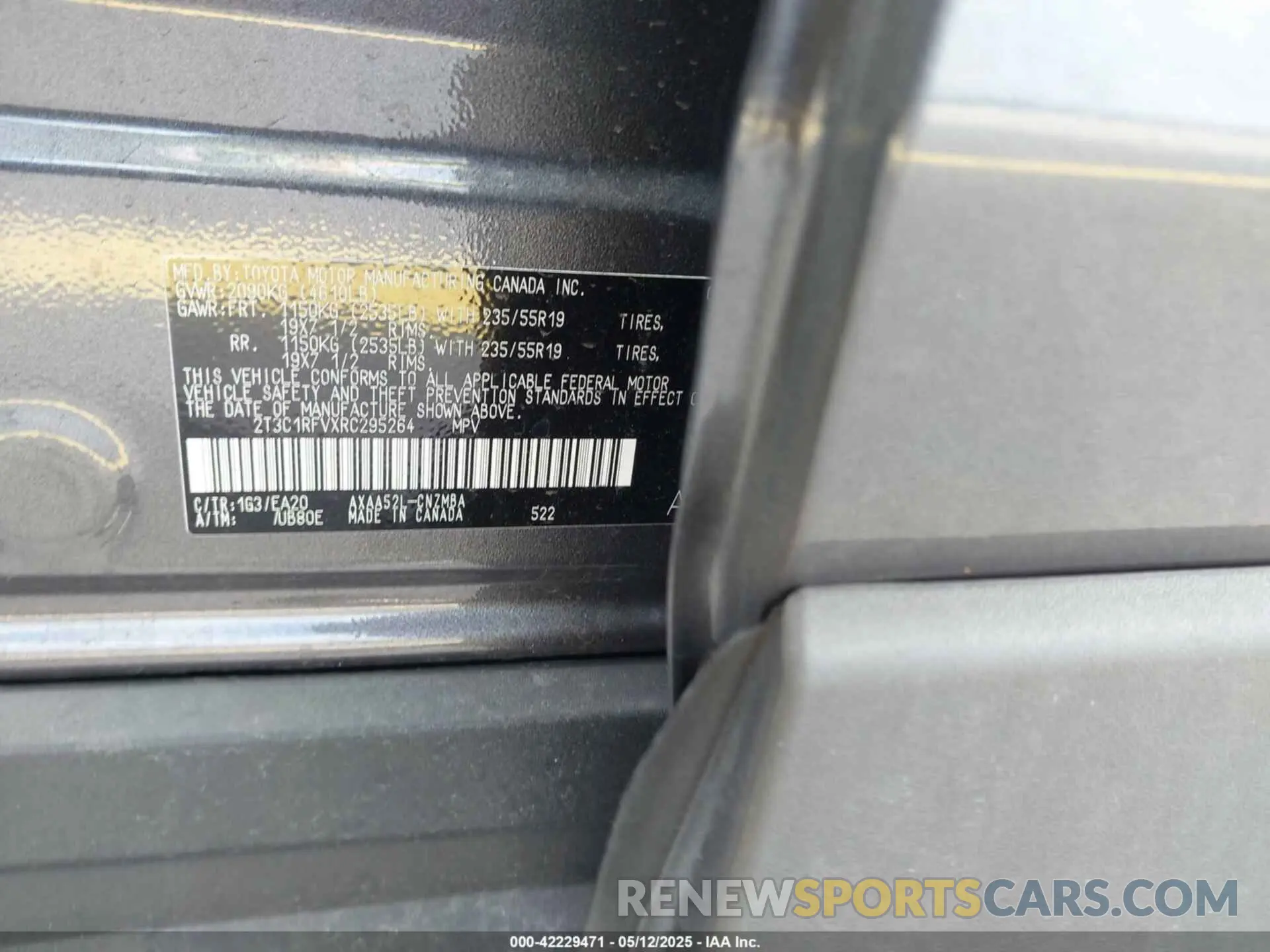 9 Photograph of a damaged car 2T3C1RFVXRC295264 TOYOTA RAV4 2024