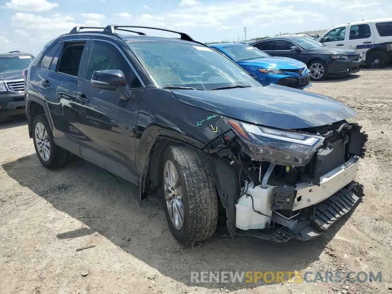 4 Photograph of a damaged car 2T3C1RFVXRW317486 TOYOTA RAV4 2024