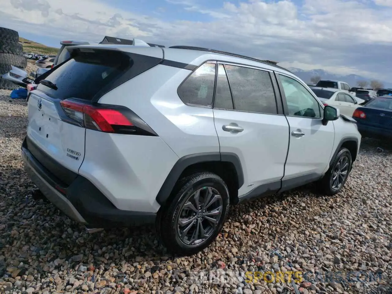 3 Photograph of a damaged car 2T3D6RFV4RW049492 TOYOTA RAV4 2024