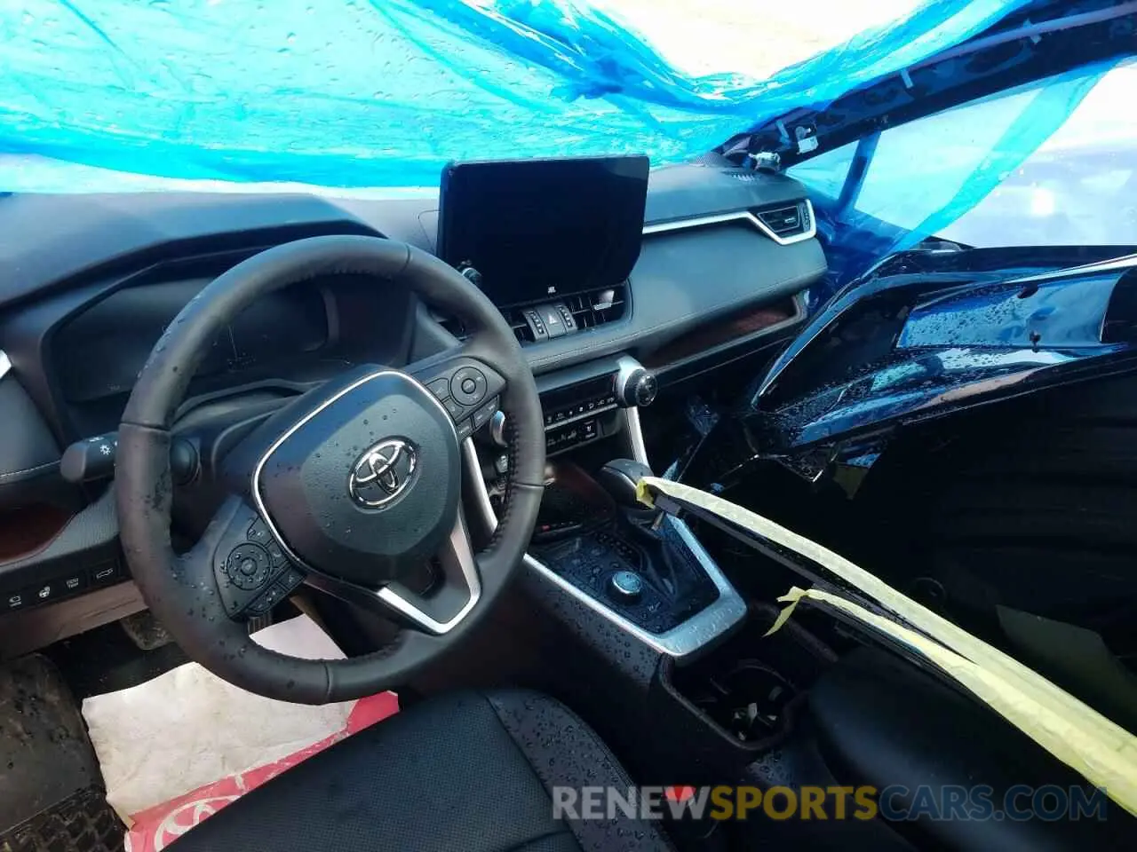 8 Photograph of a damaged car 2T3DWRFV4RW225408 TOYOTA RAV4 2024