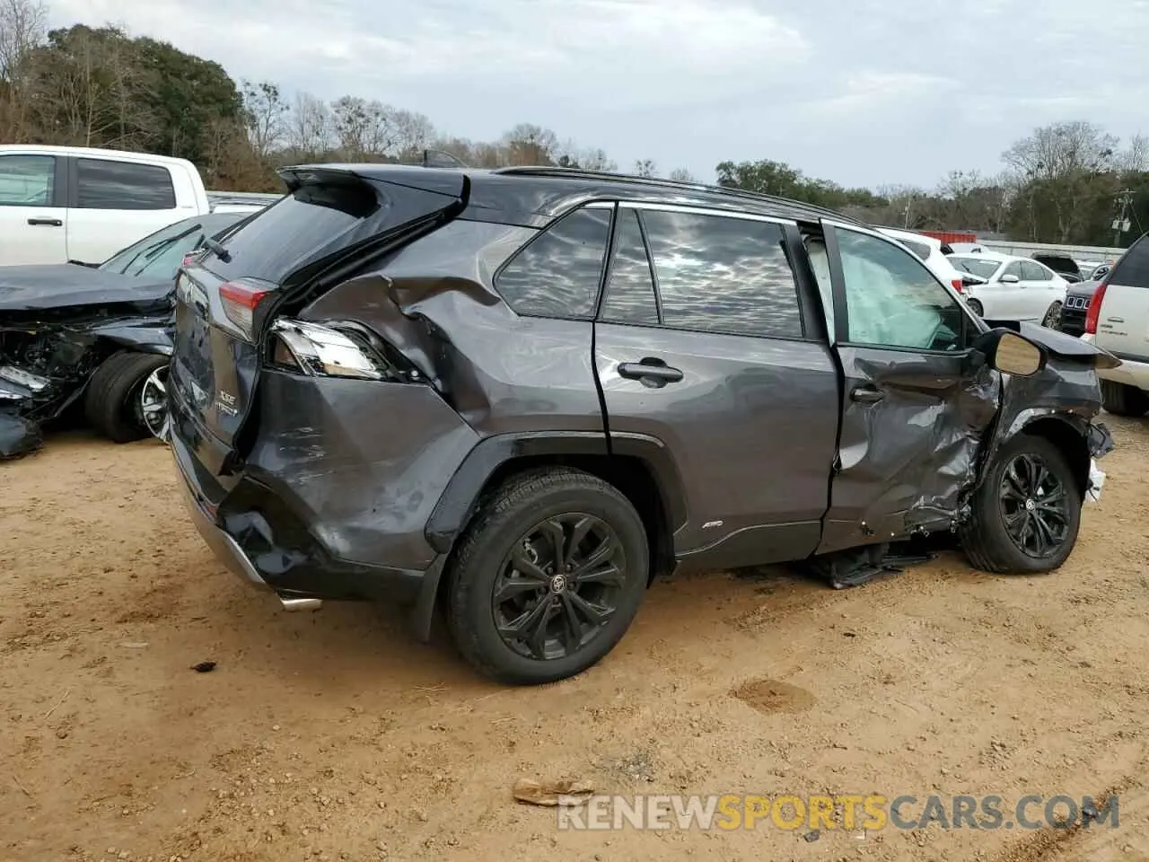 3 Photograph of a damaged car 2T3E6RFV3RW067034 TOYOTA RAV4 2024