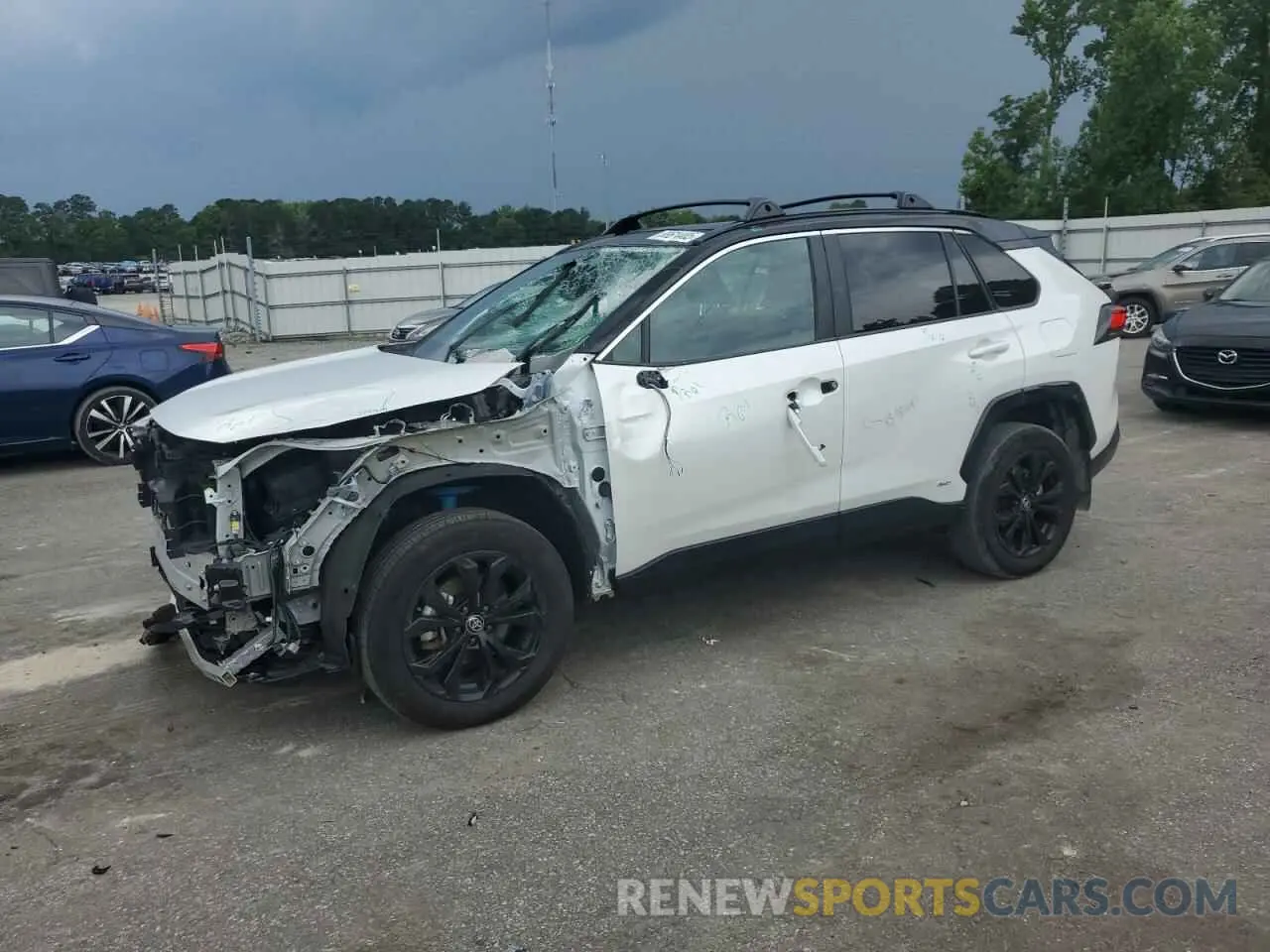 1 Photograph of a damaged car 2T3E6RFV5RW055158 TOYOTA RAV4 2024