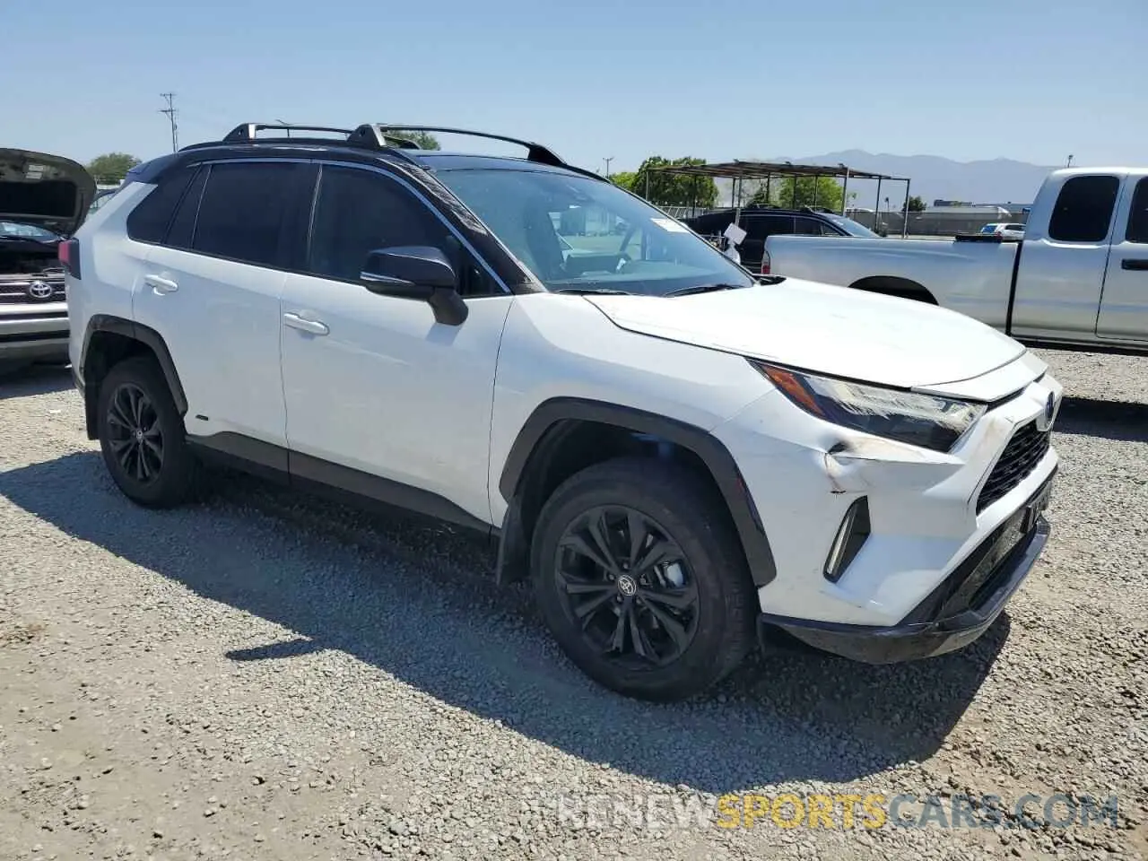4 Photograph of a damaged car 2T3E6RFV5RW060909 TOYOTA RAV4 2024