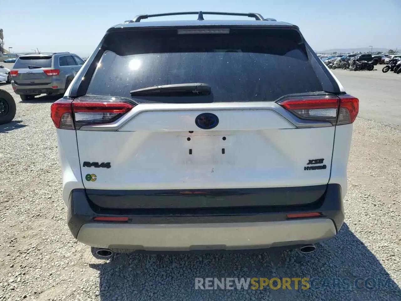 6 Photograph of a damaged car 2T3E6RFV5RW060909 TOYOTA RAV4 2024