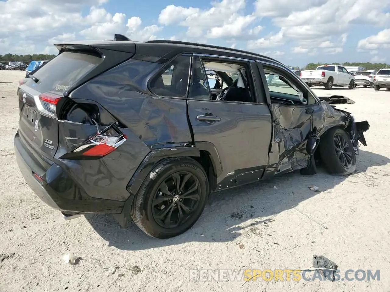 3 Photograph of a damaged car 2T3E6RFV5RW068430 TOYOTA RAV4 2024