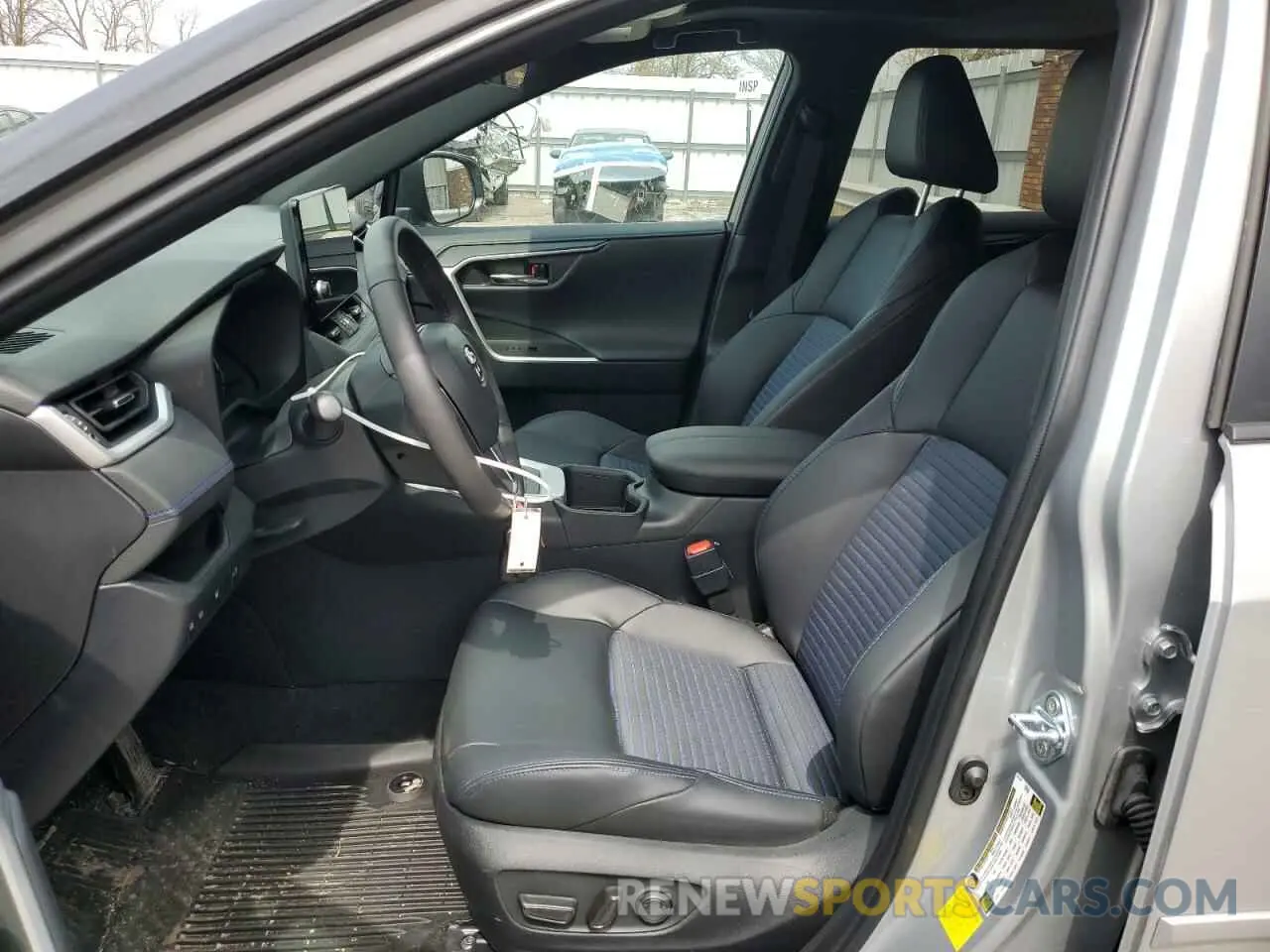 7 Photograph of a damaged car 2T3E6RFVXRW058640 TOYOTA RAV4 2024