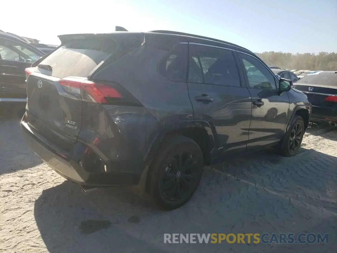 3 Photograph of a damaged car 2T3E6RFVXRW075793 TOYOTA RAV4 2024