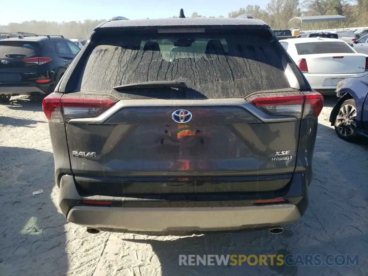 6 Photograph of a damaged car 2T3E6RFVXRW075793 TOYOTA RAV4 2024