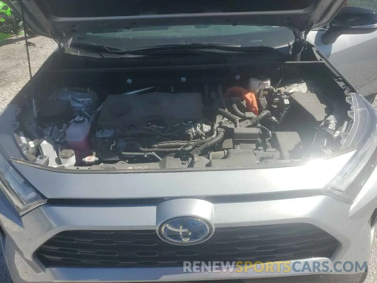 12 Photograph of a damaged car 2T3E6RFVXRW078872 TOYOTA RAV4 2024