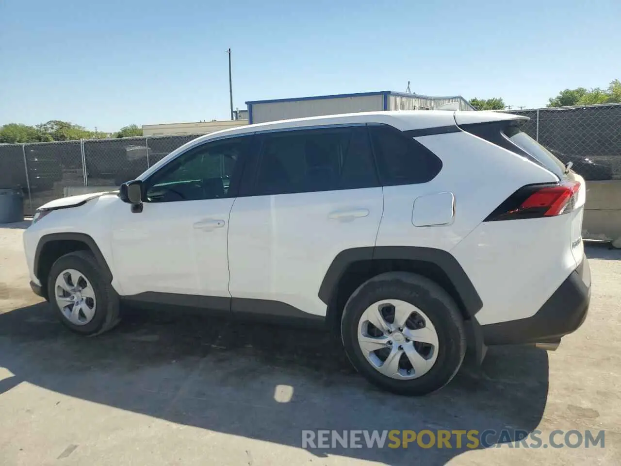 3 Photograph of a damaged car 2T3F1RFV0RC469033 TOYOTA RAV4 2024