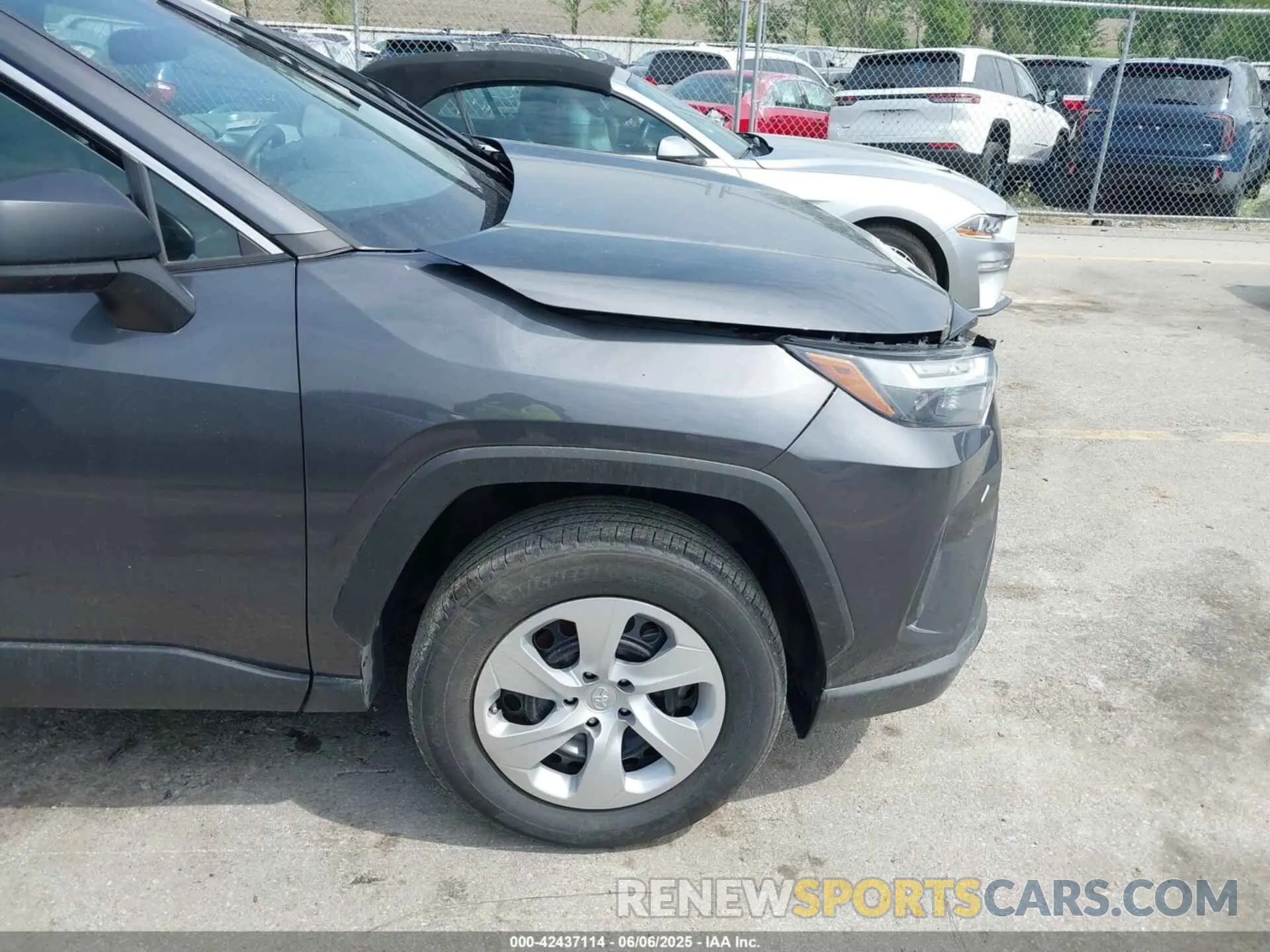 20 Photograph of a damaged car 2T3F1RFV0RW448651 TOYOTA RAV4 2024