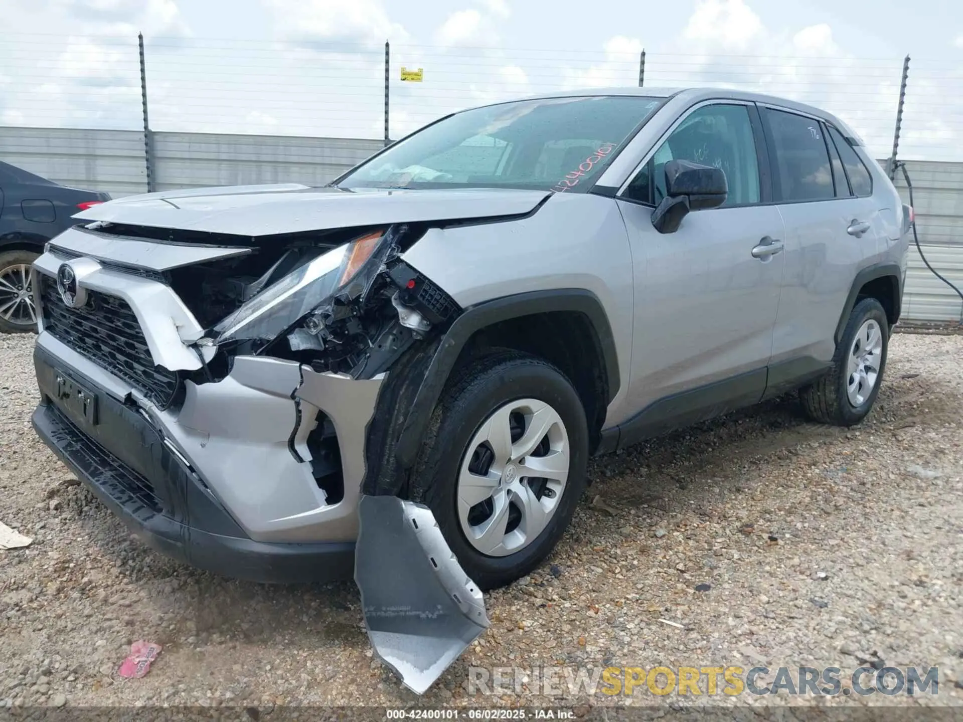 2 Photograph of a damaged car 2T3F1RFV1RC458901 TOYOTA RAV4 2024