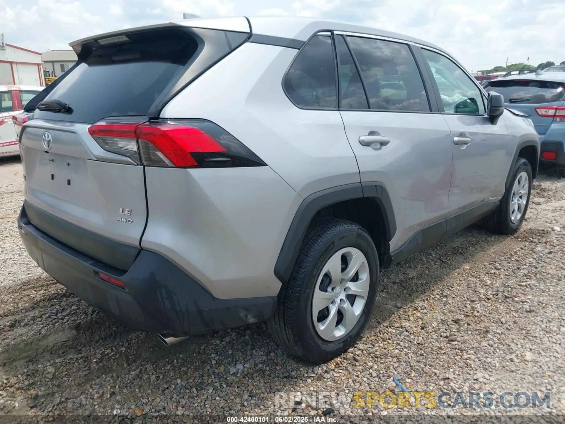 4 Photograph of a damaged car 2T3F1RFV1RC458901 TOYOTA RAV4 2024