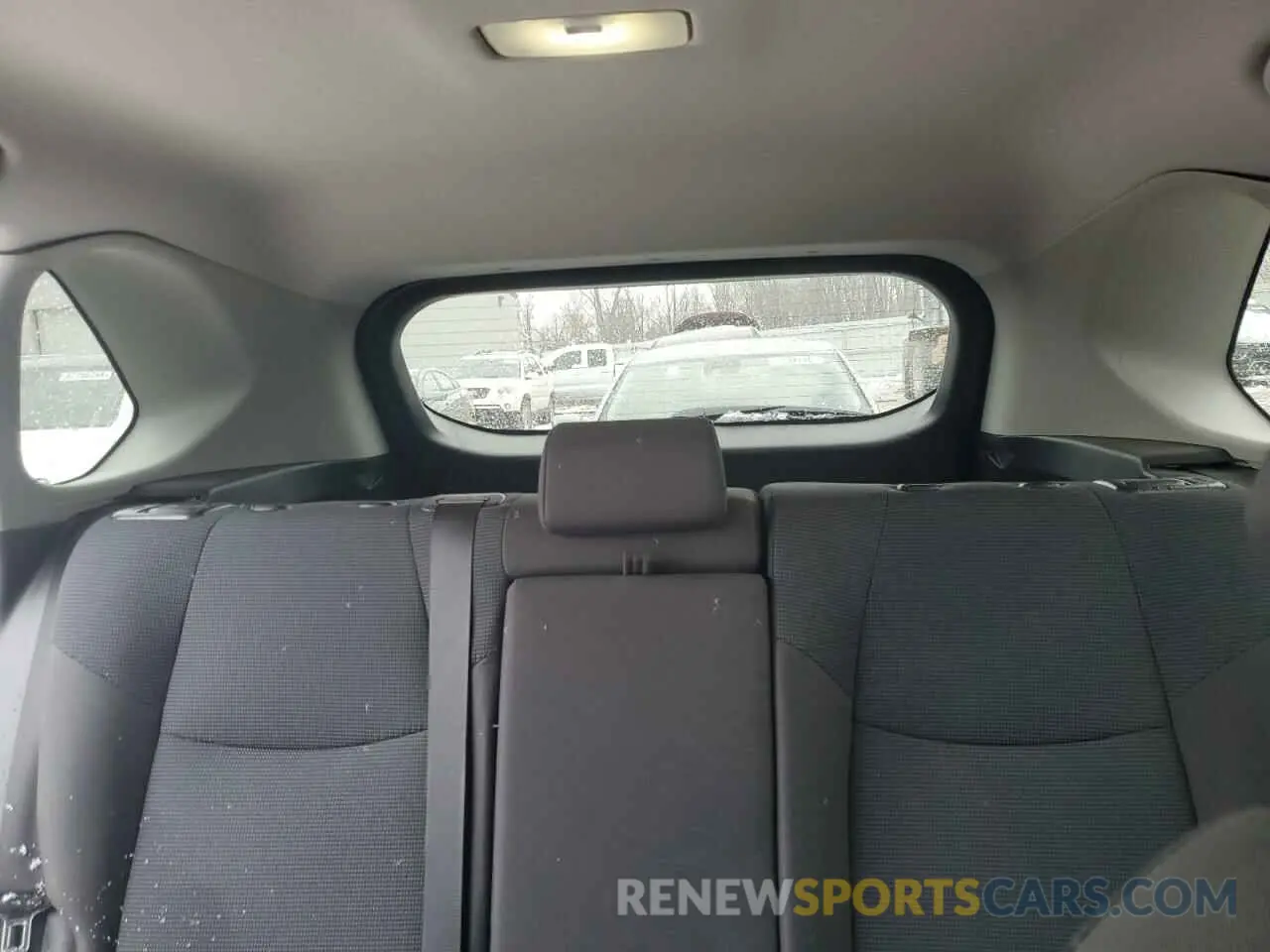 10 Photograph of a damaged car 2T3F1RFV1RW442891 TOYOTA RAV4 2024