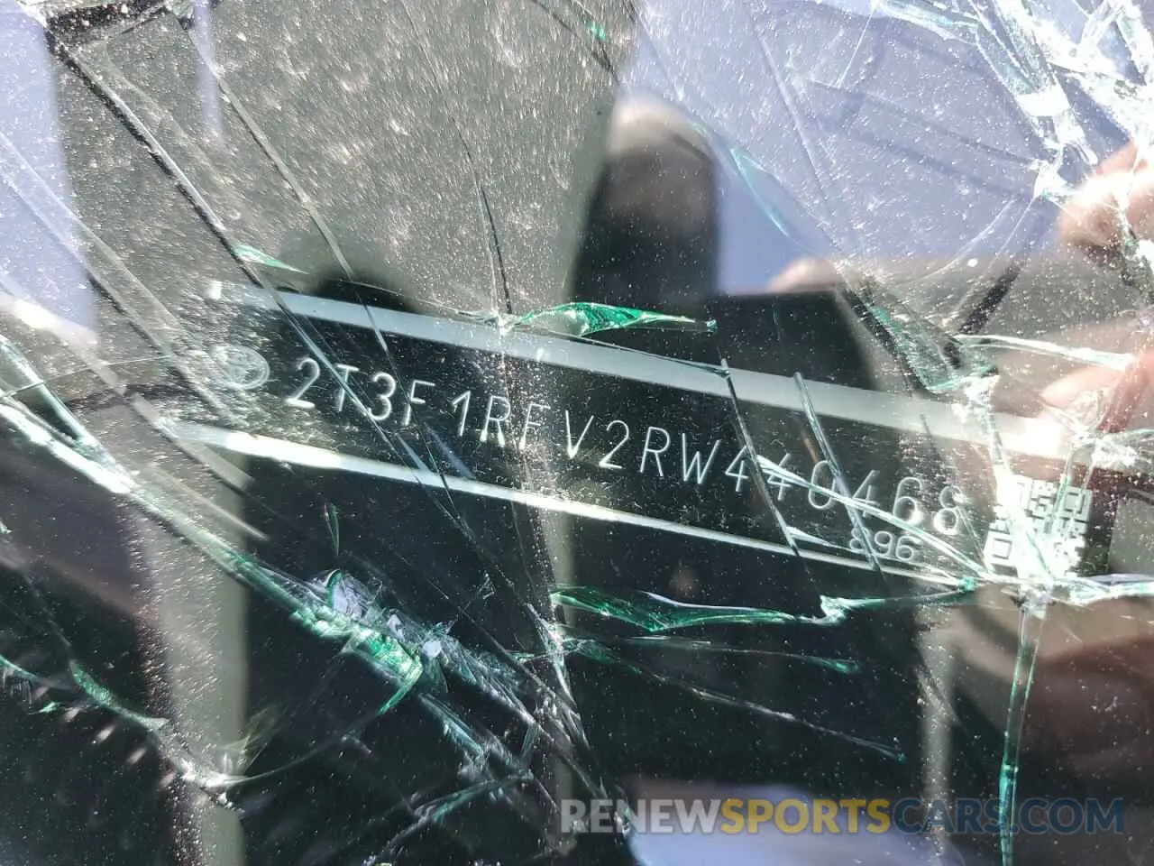 15 Photograph of a damaged car 2T3F1RFV2RW440468 TOYOTA RAV4 2024