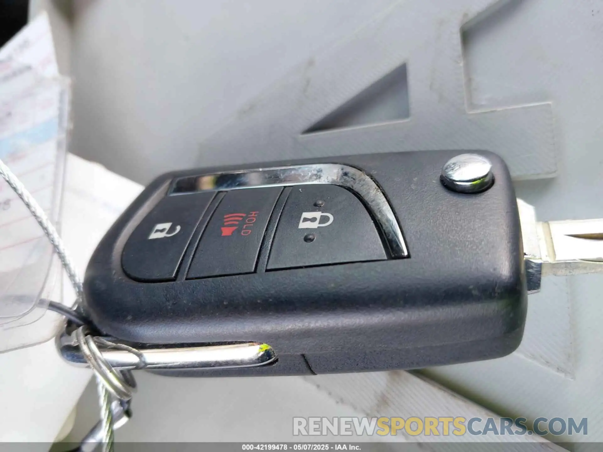 11 Photograph of a damaged car 2T3F1RFV2RW445122 TOYOTA RAV4 2024