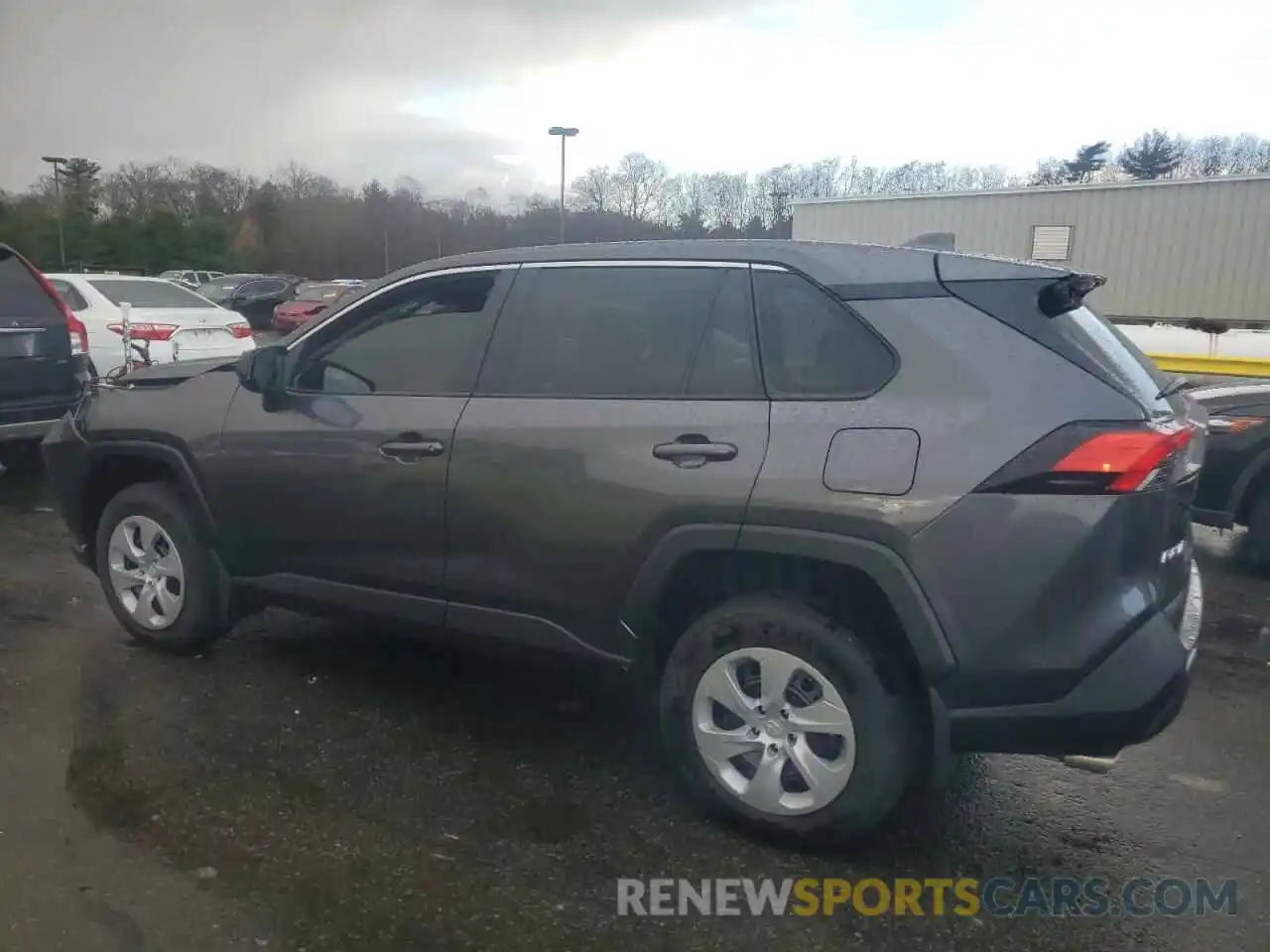 2 Photograph of a damaged car 2T3F1RFV3RC432591 TOYOTA RAV4 2024