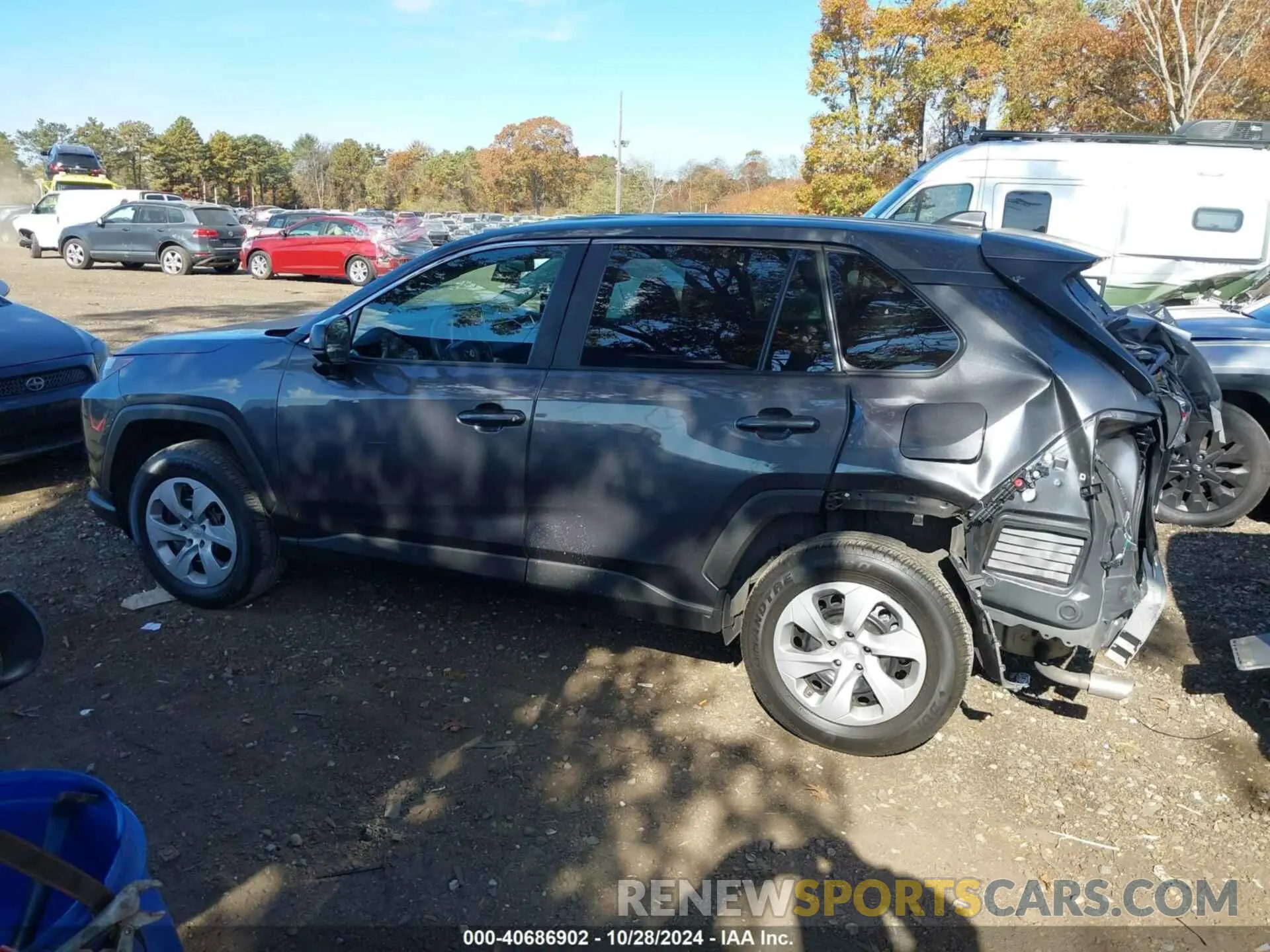 14 Photograph of a damaged car 2T3F1RFV4RC408932 TOYOTA RAV4 2024