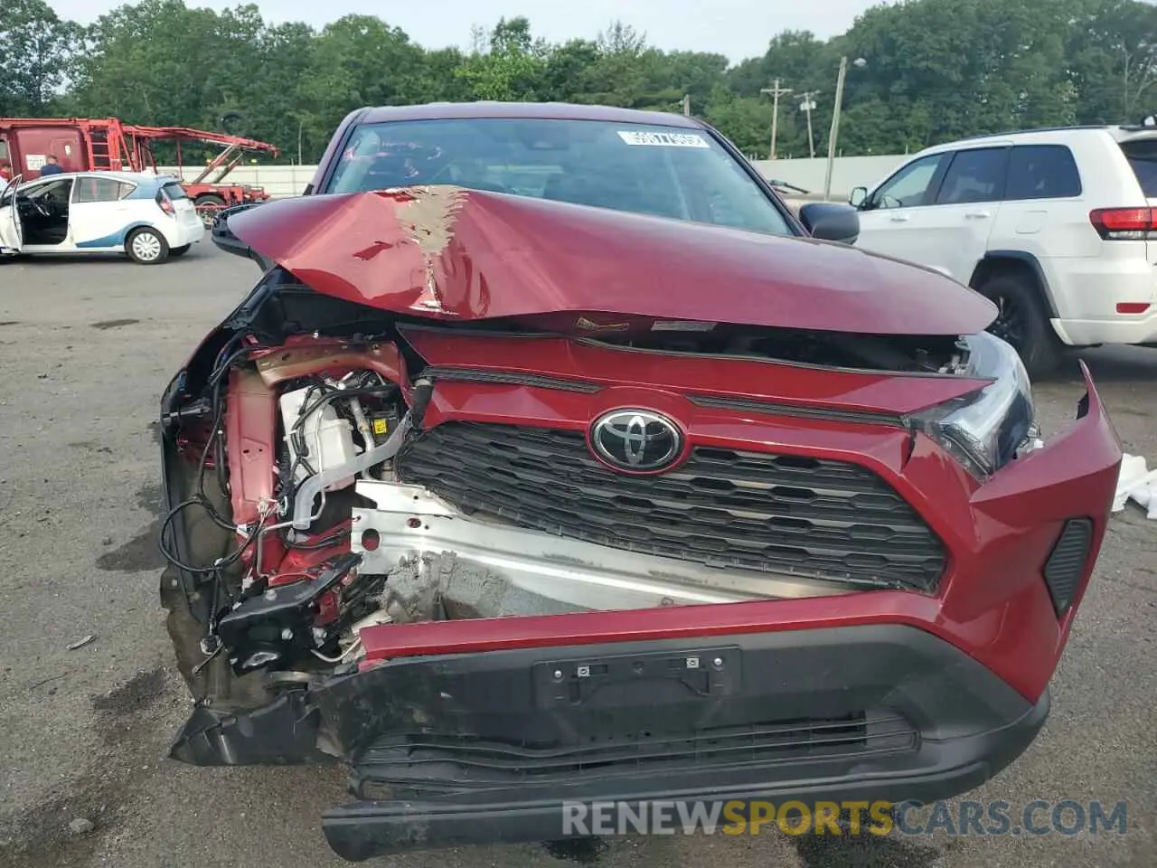 5 Photograph of a damaged car 2T3F1RFV4RW431688 TOYOTA RAV4 2024