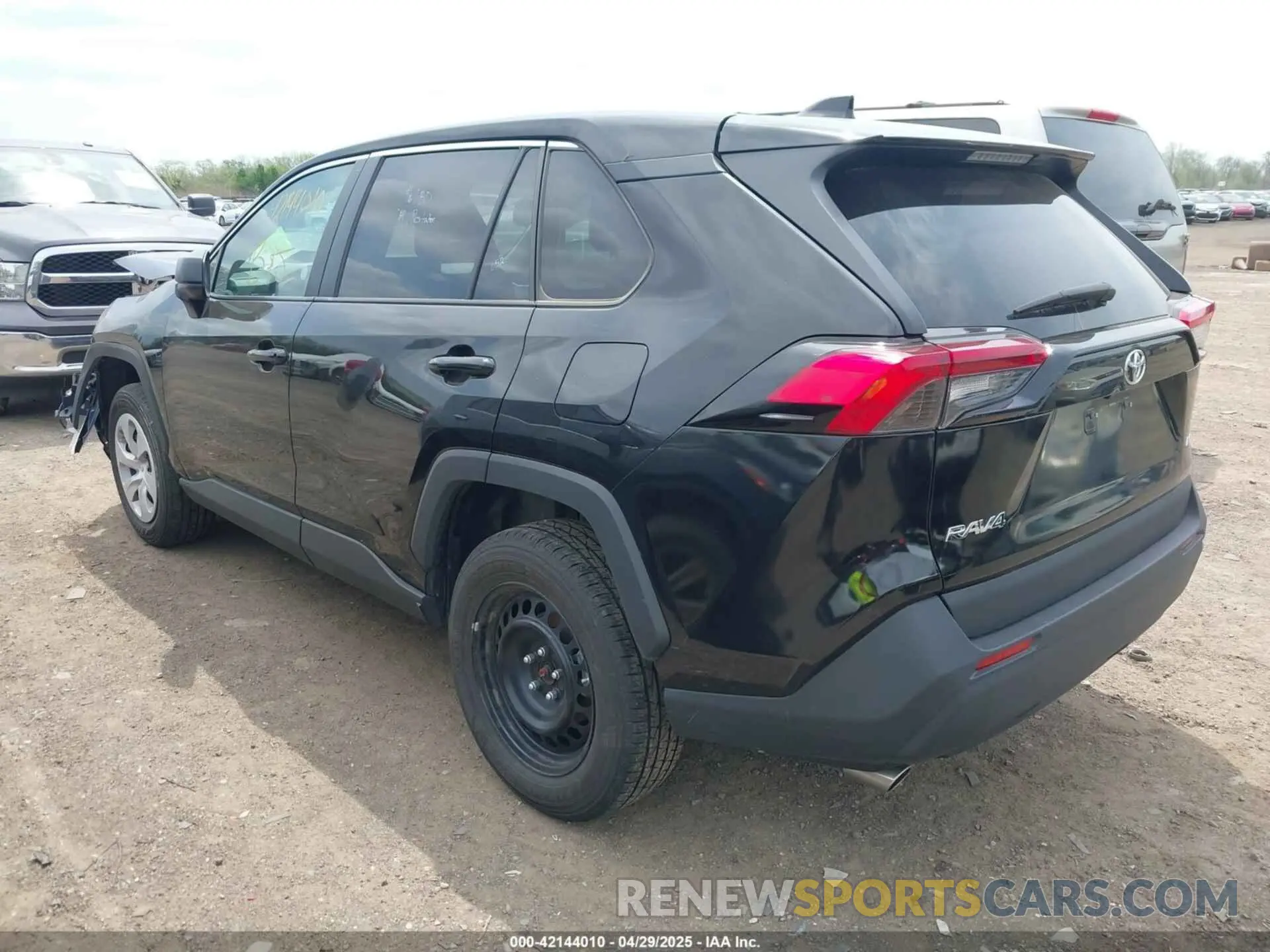 3 Photograph of a damaged car 2T3F1RFV4RW446031 TOYOTA RAV4 2024