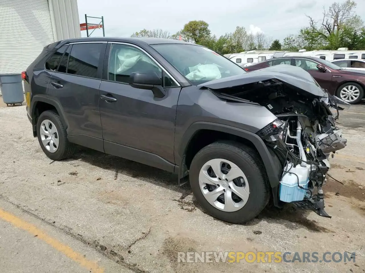 4 Photograph of a damaged car 2T3F1RFV4RW453478 TOYOTA RAV4 2024