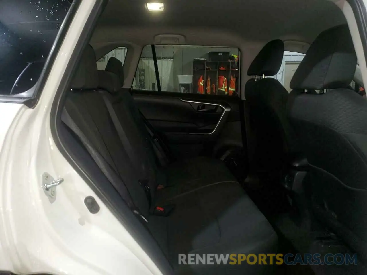11 Photograph of a damaged car 2T3F1RFV4RW468174 TOYOTA RAV4 2024