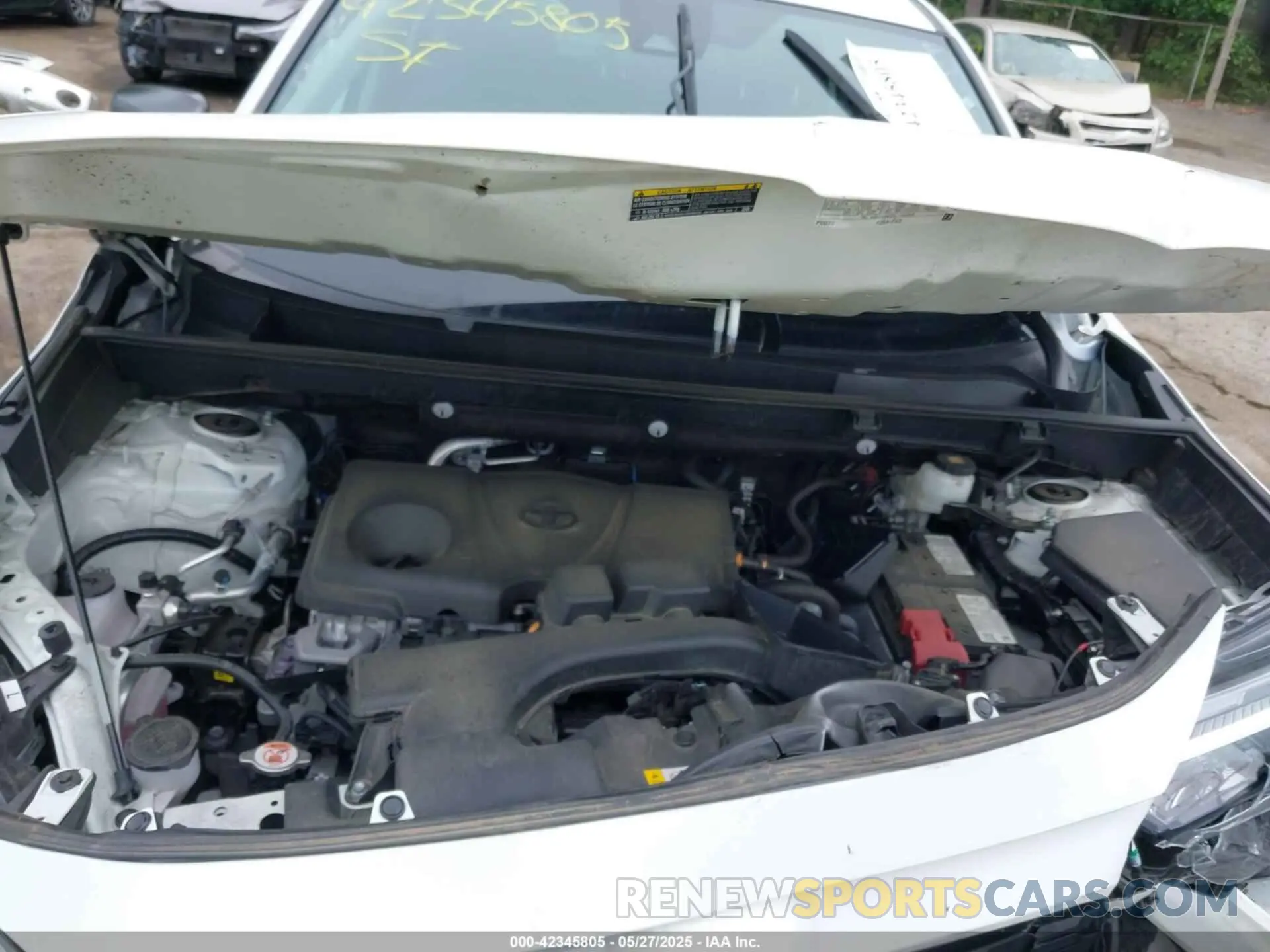 10 Photograph of a damaged car 2T3F1RFV5RC405859 TOYOTA RAV4 2024