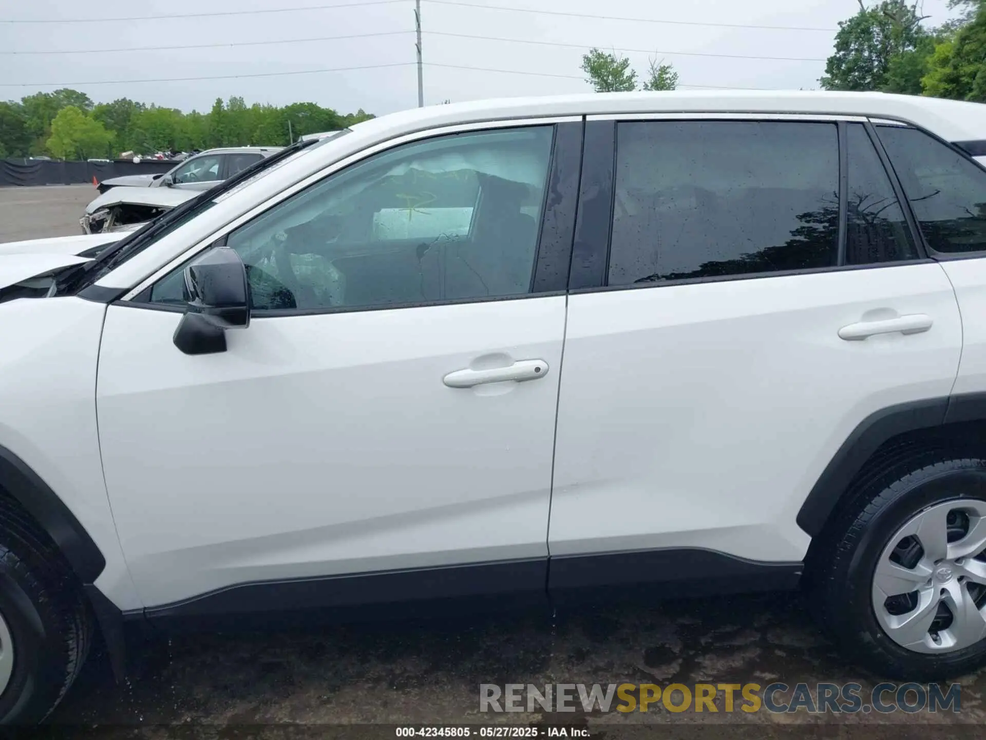 14 Photograph of a damaged car 2T3F1RFV5RC405859 TOYOTA RAV4 2024