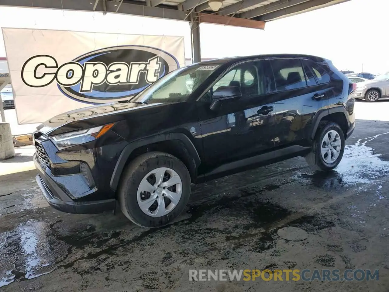 1 Photograph of a damaged car 2T3F1RFV5RC458321 TOYOTA RAV4 2024