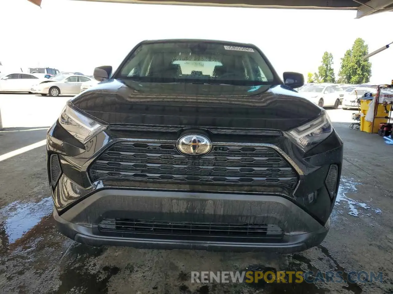 5 Photograph of a damaged car 2T3F1RFV5RC458321 TOYOTA RAV4 2024