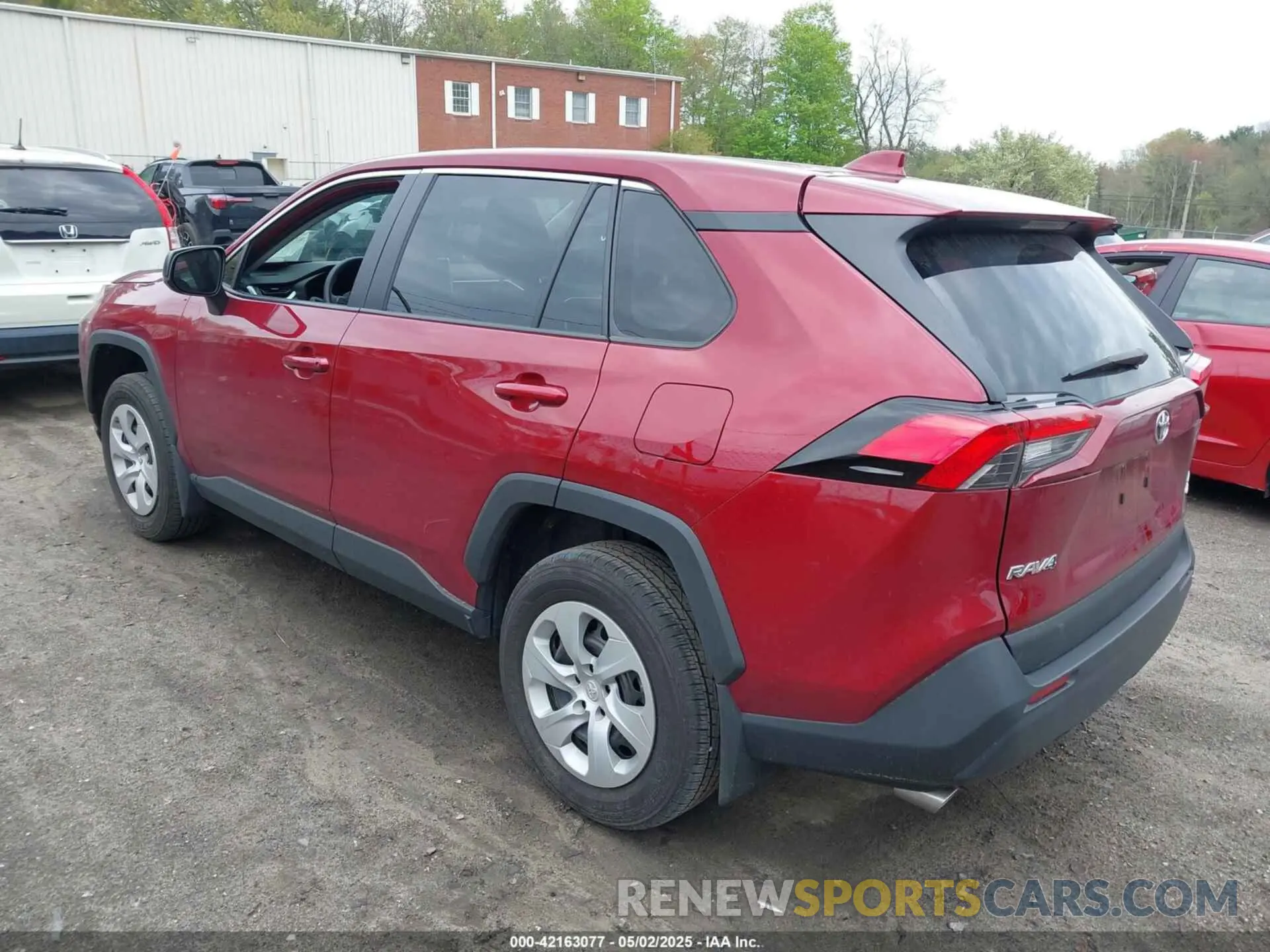 3 Photograph of a damaged car 2T3F1RFV5RW456471 TOYOTA RAV4 2024