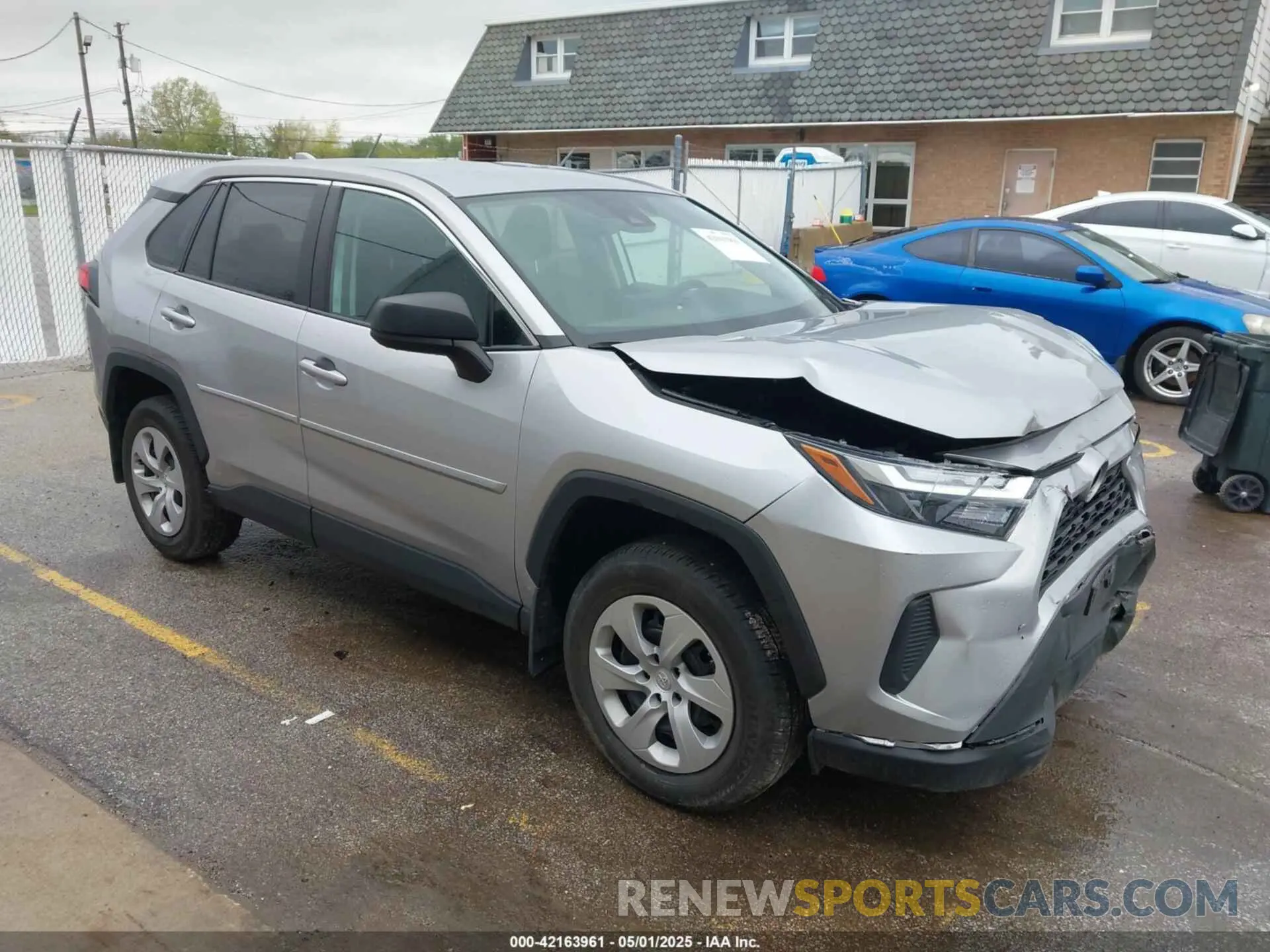 1 Photograph of a damaged car 2T3F1RFV6RC420807 TOYOTA RAV4 2024