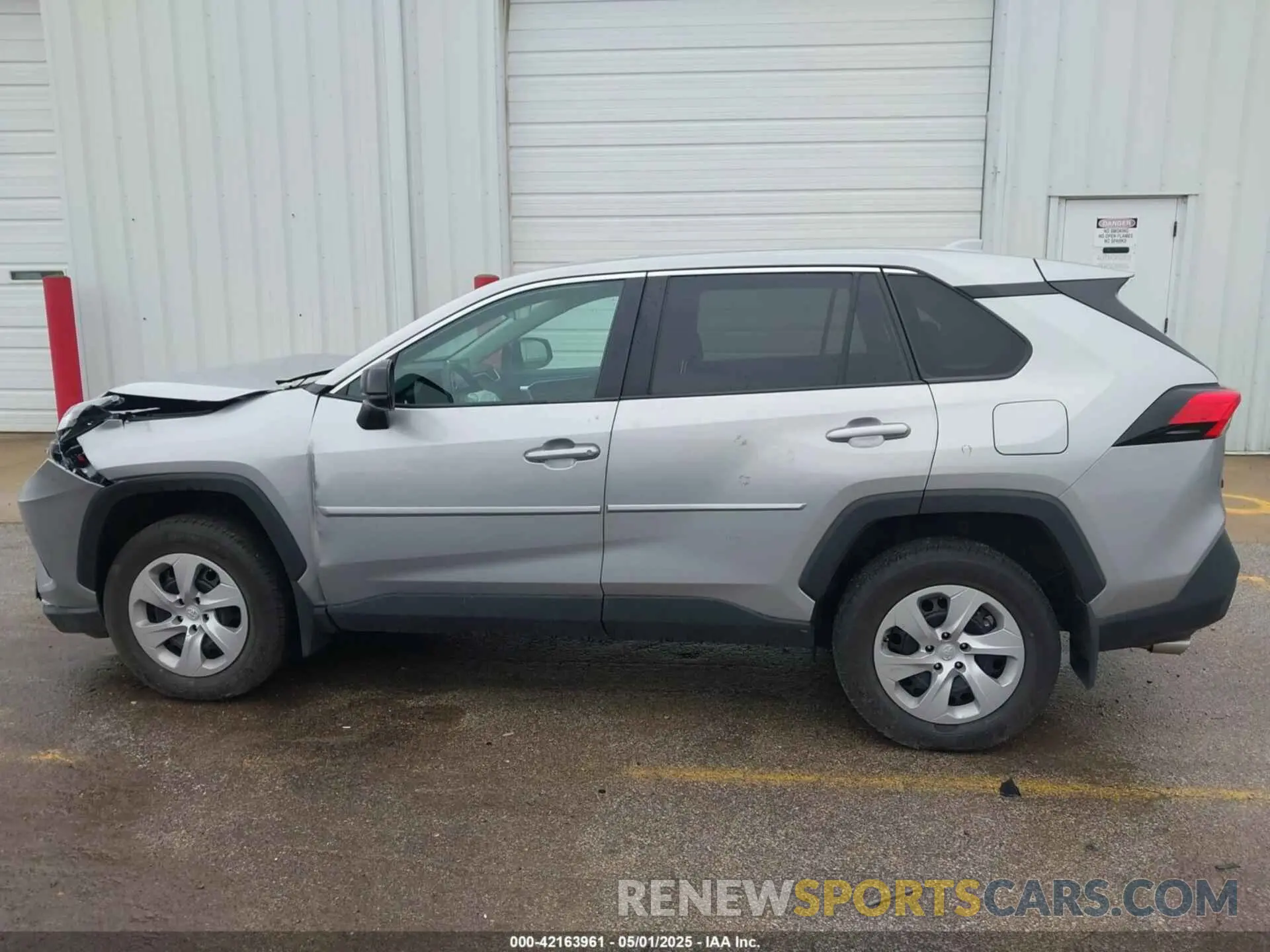 15 Photograph of a damaged car 2T3F1RFV6RC420807 TOYOTA RAV4 2024