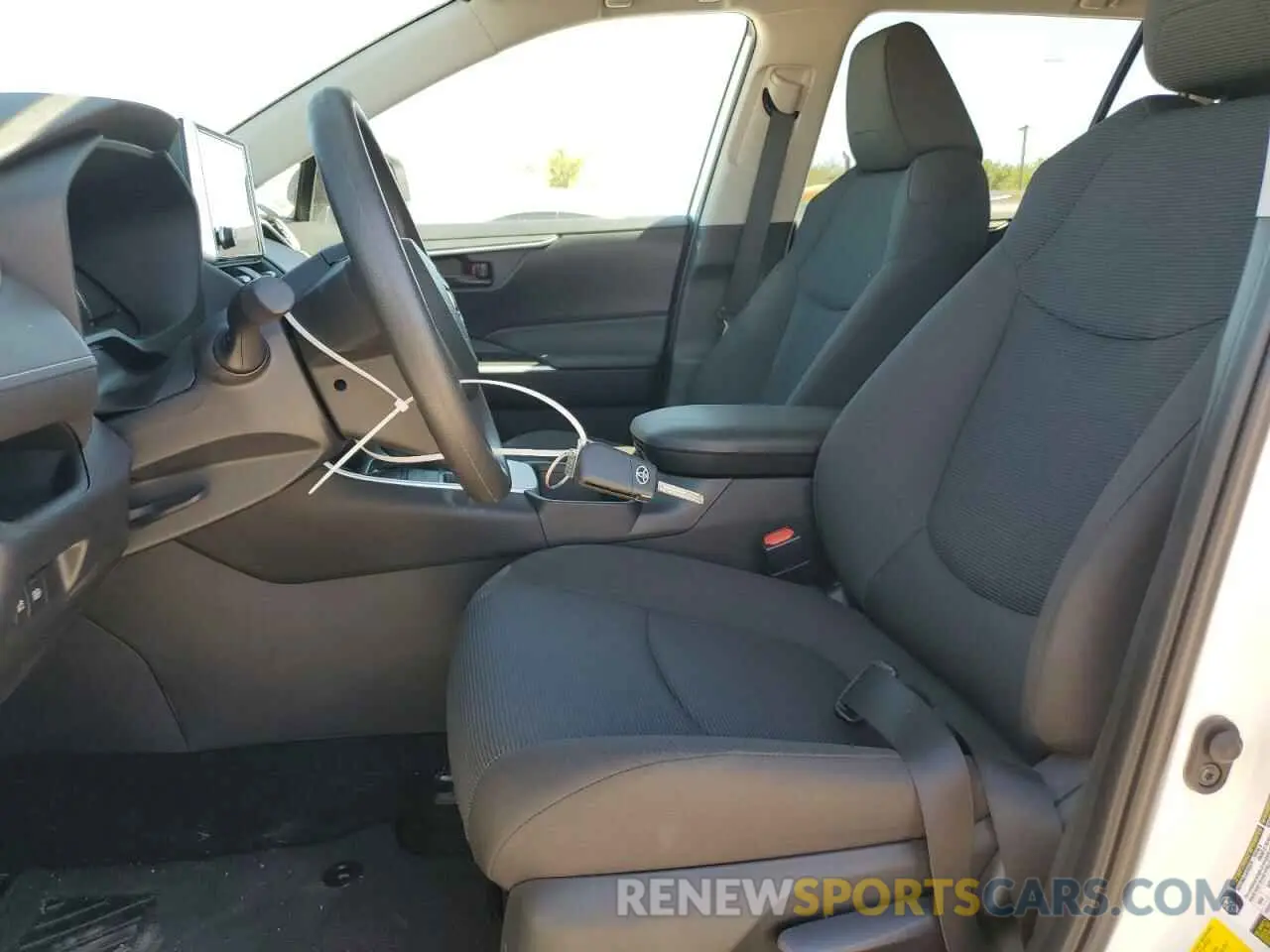 7 Photograph of a damaged car 2T3F1RFV6RC468064 TOYOTA RAV4 2024