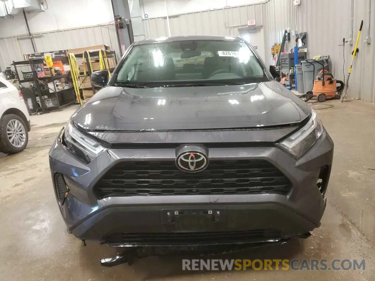 5 Photograph of a damaged car 2T3F1RFV6RW413189 TOYOTA RAV4 2024