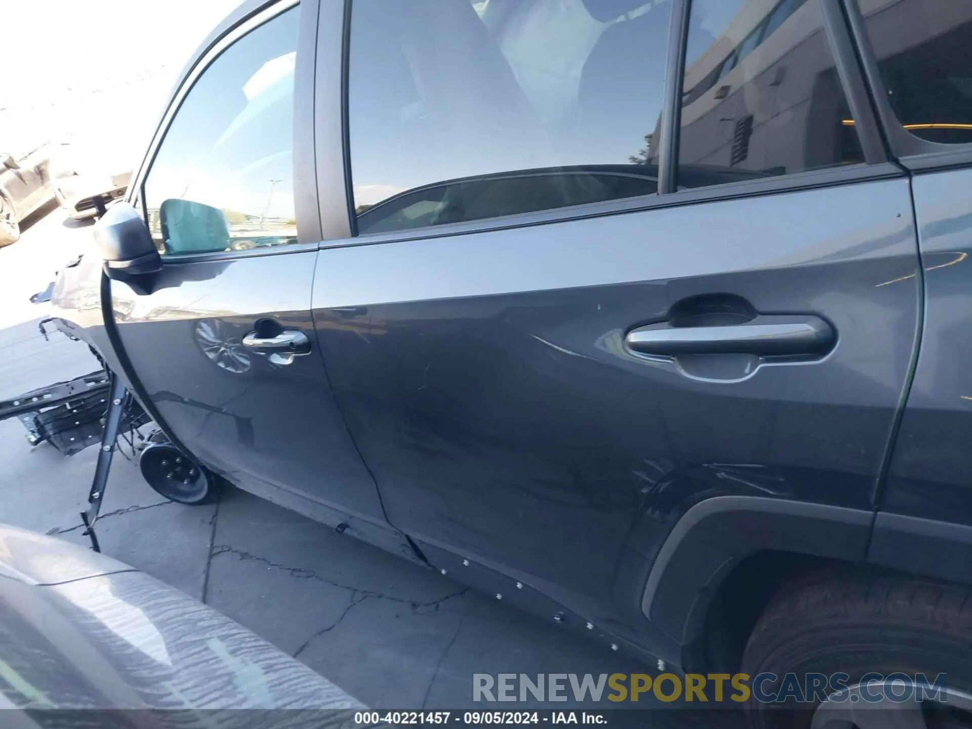 15 Photograph of a damaged car 2T3F1RFV7RW439025 TOYOTA RAV4 2024